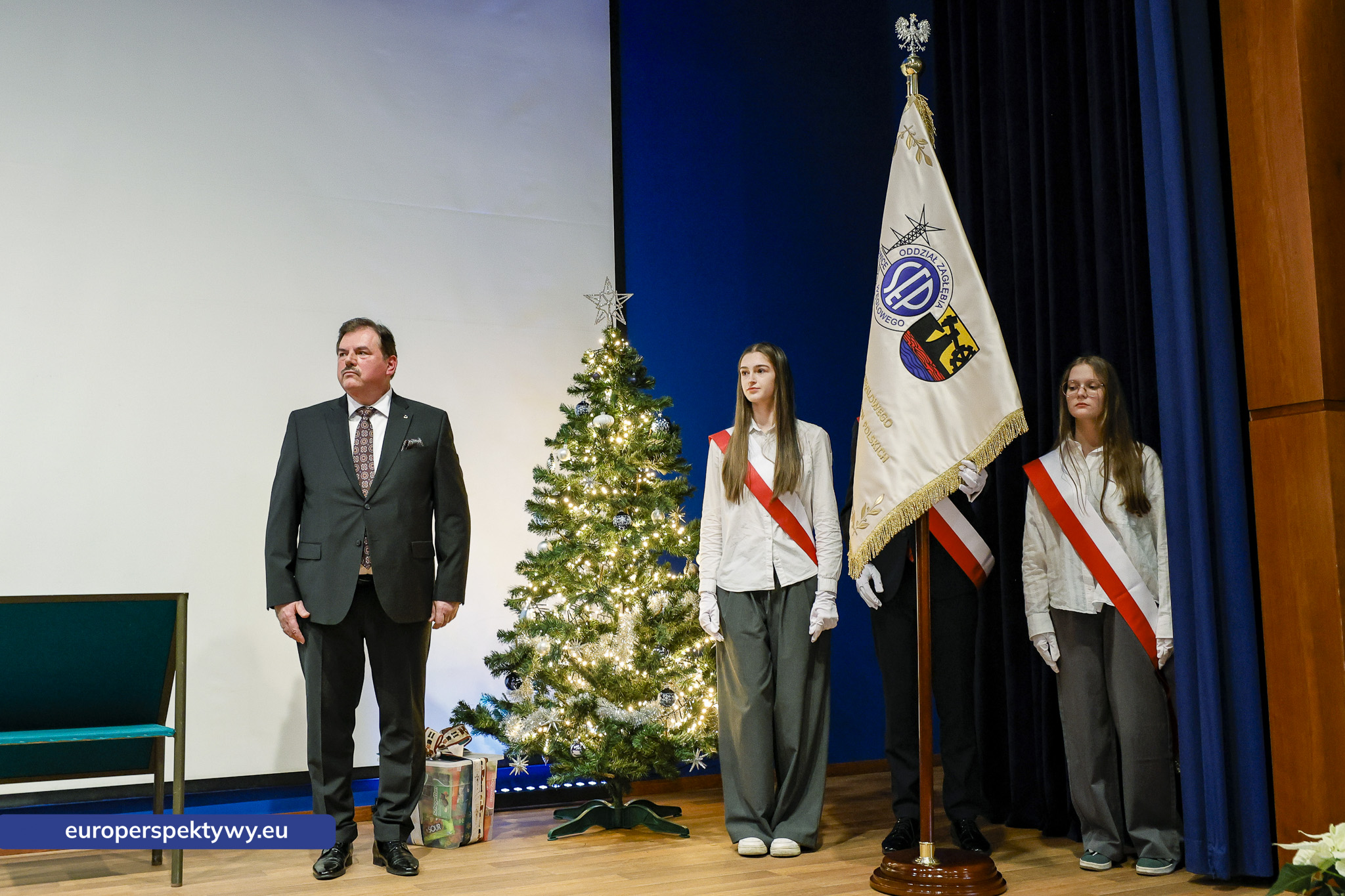 Europerspektywy Spotkanie Świąteczne OZW SEP: uroczystość nadania sztandaru i podsumowanie roku działalności