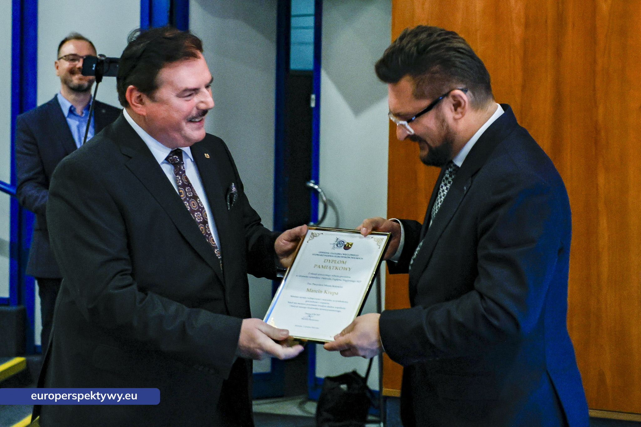 Europerspektywy Spotkanie Świąteczne OZW SEP: uroczystość nadania sztandaru i podsumowanie roku działalności