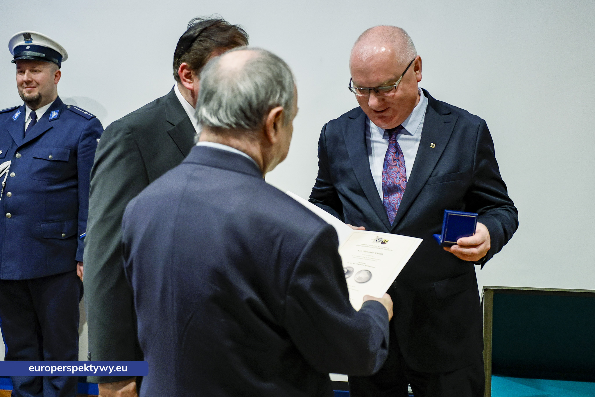 Europerspektywy Spotkanie Świąteczne OZW SEP: uroczystość nadania sztandaru i podsumowanie roku działalności