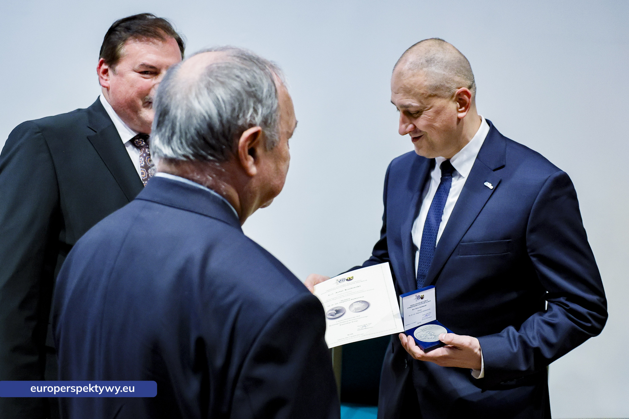 Europerspektywy Spotkanie Świąteczne OZW SEP: uroczystość nadania sztandaru i podsumowanie roku działalności