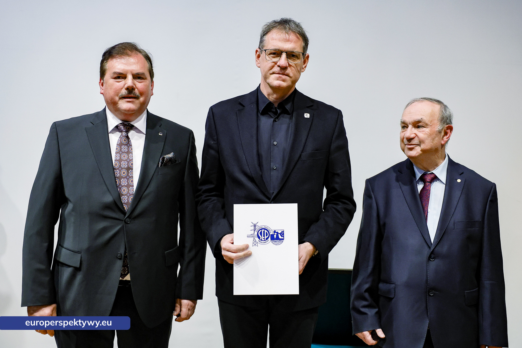 Europerspektywy Spotkanie Świąteczne OZW SEP: uroczystość nadania sztandaru i podsumowanie roku działalności