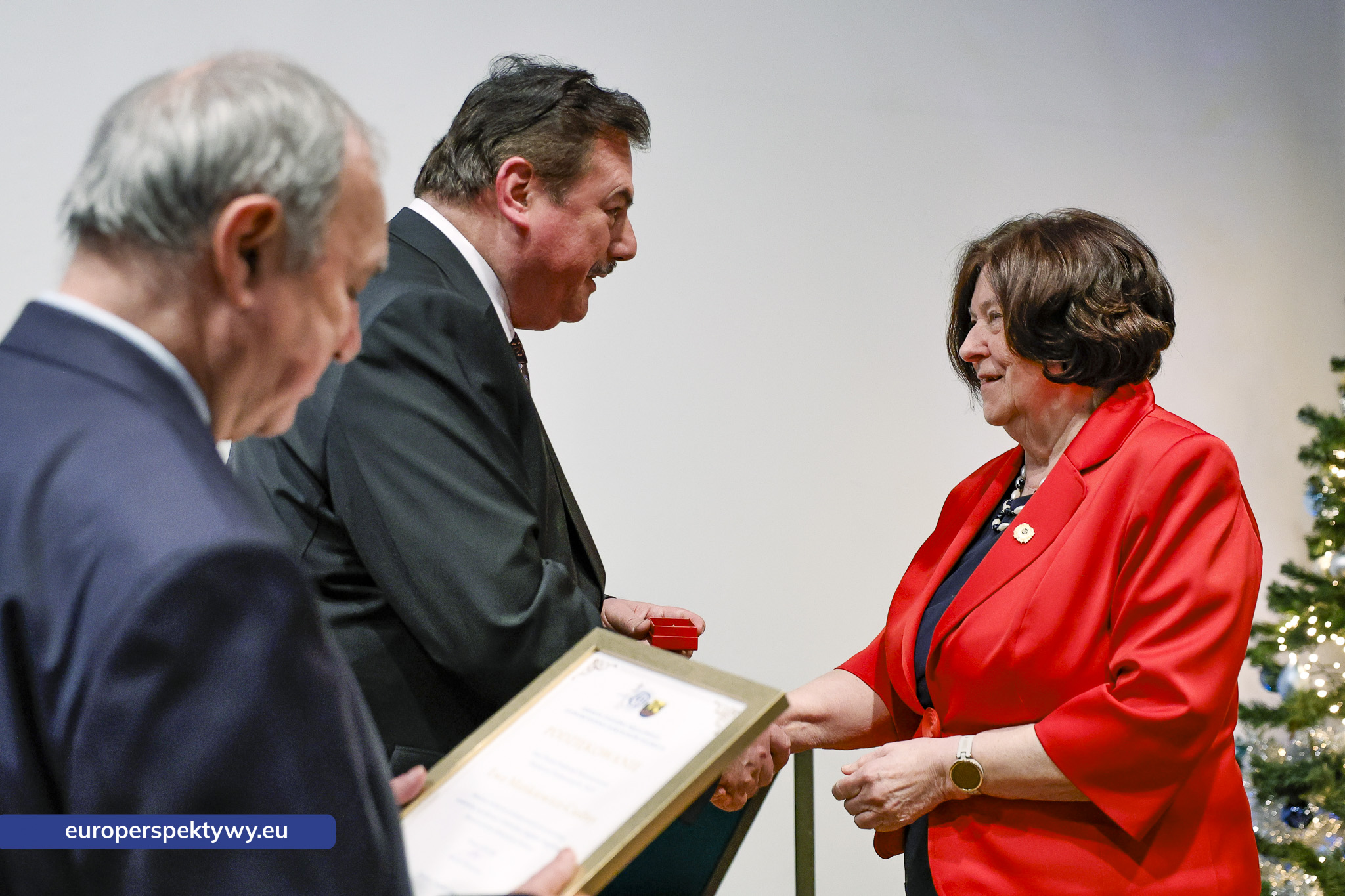 Europerspektywy Spotkanie Świąteczne OZW SEP: uroczystość nadania sztandaru i podsumowanie roku działalności