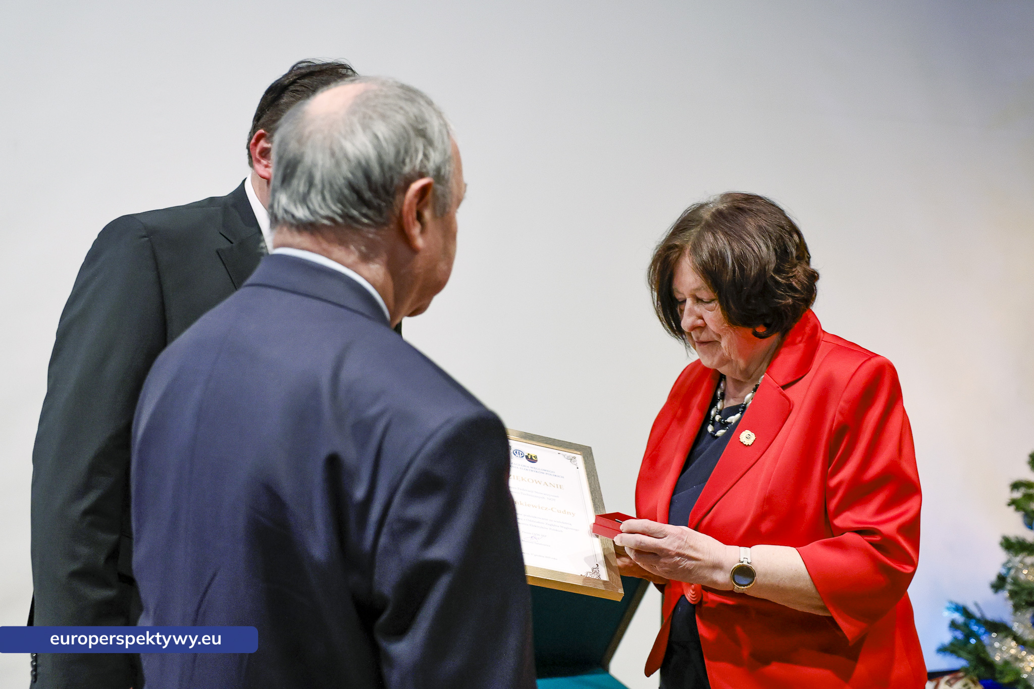 Europerspektywy Spotkanie Świąteczne OZW SEP: uroczystość nadania sztandaru i podsumowanie roku działalności