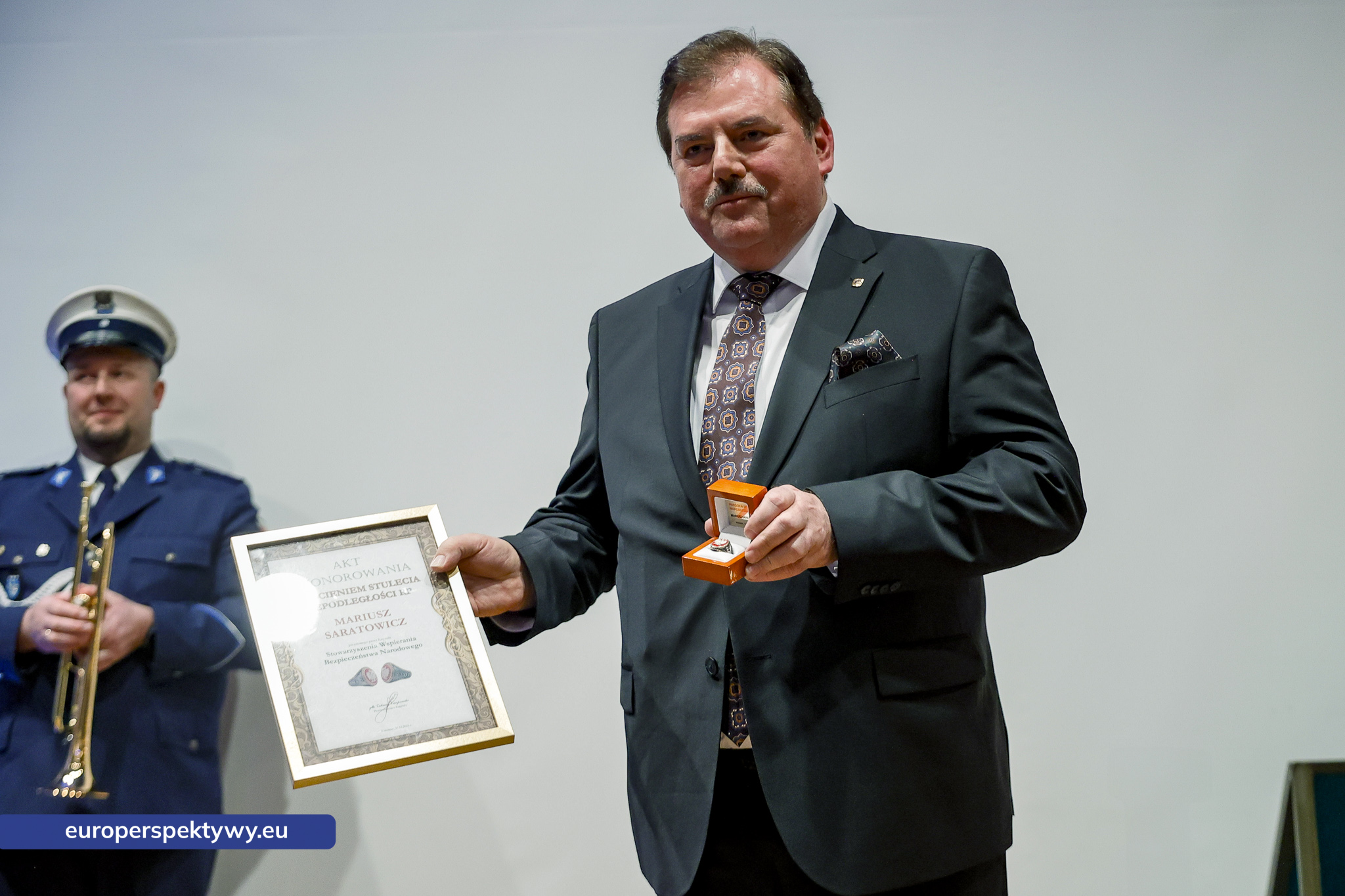 Europerspektywy Spotkanie Świąteczne OZW SEP: uroczystość nadania sztandaru i podsumowanie roku działalności