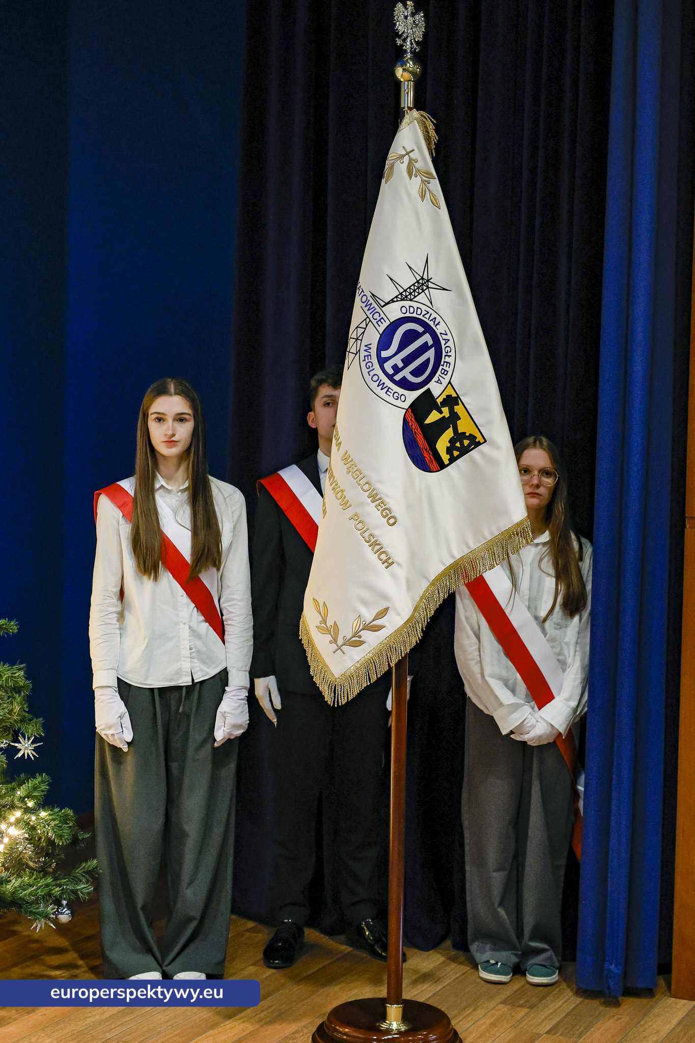 Spotkanie Świąteczne OZW SEP2025 Sztandar OZW SEP