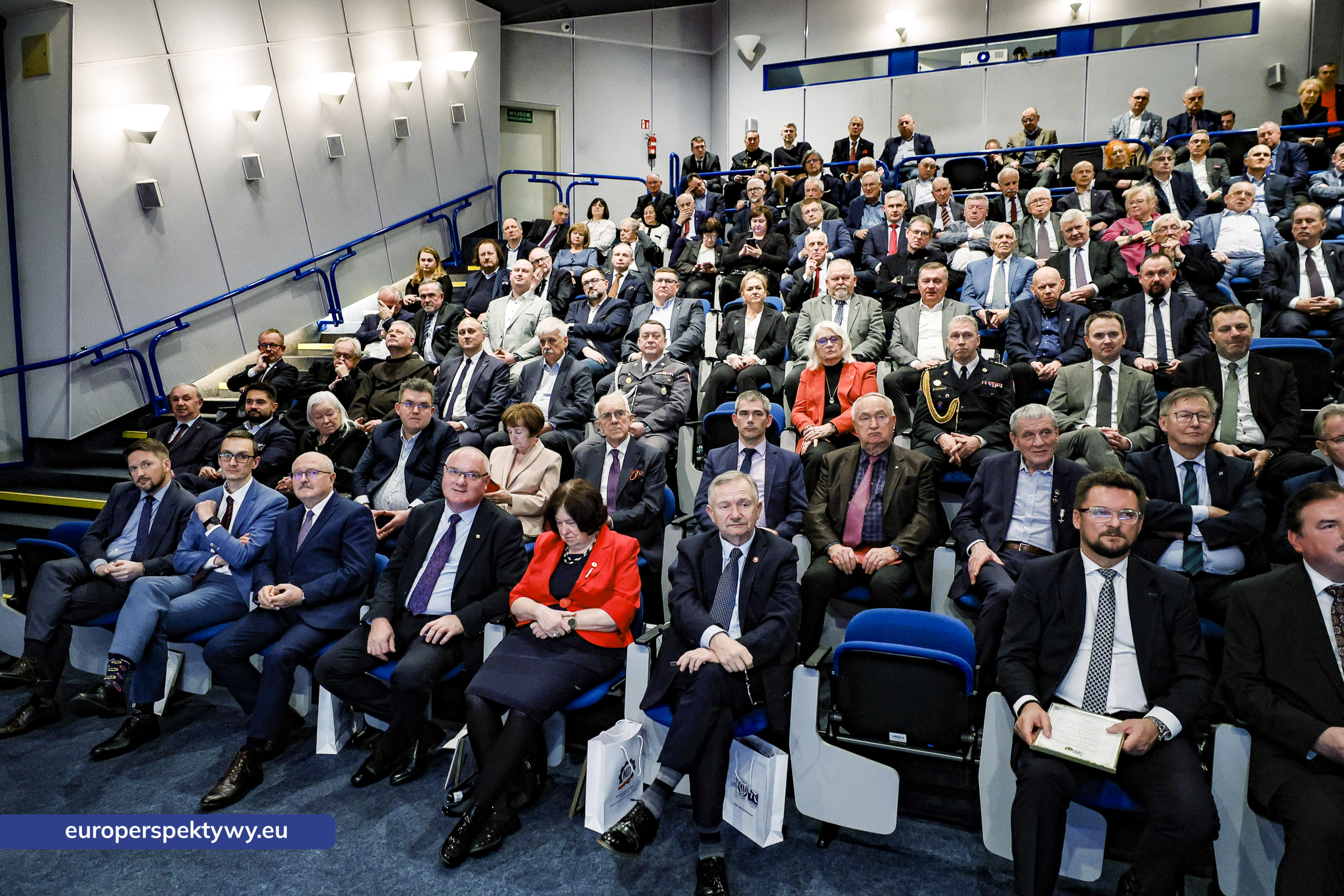 Europerspektywy Spotkanie Świąteczne OZW SEP: uroczystość nadania sztandaru i podsumowanie roku działalności