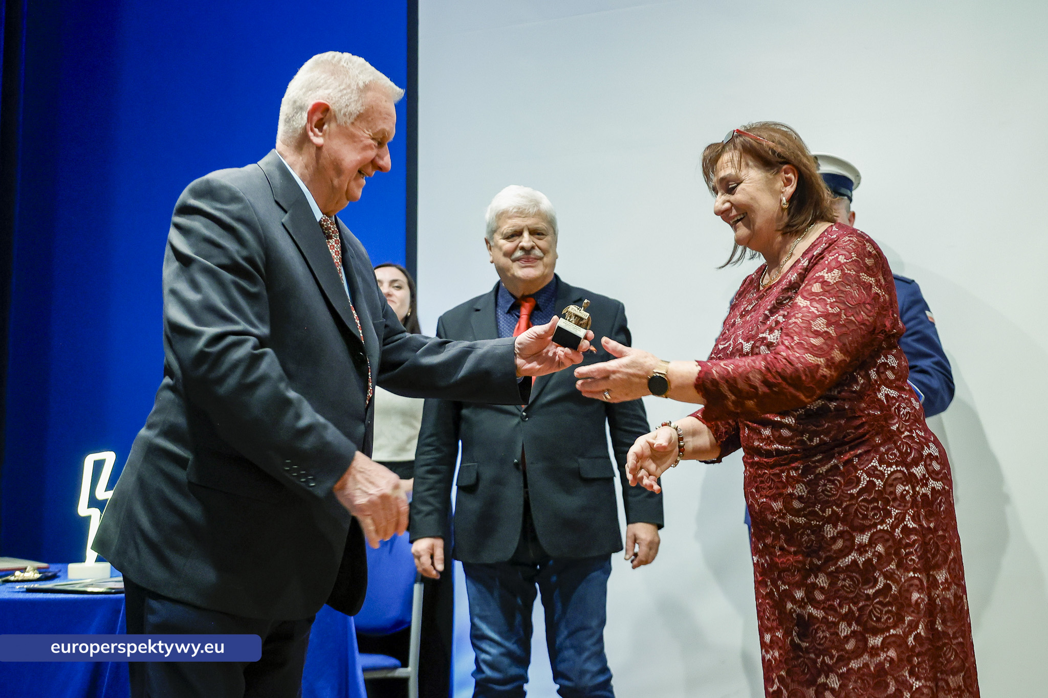Europerspektywy Spotkanie Świąteczne OZW SEP: uroczystość nadania sztandaru i podsumowanie roku działalności