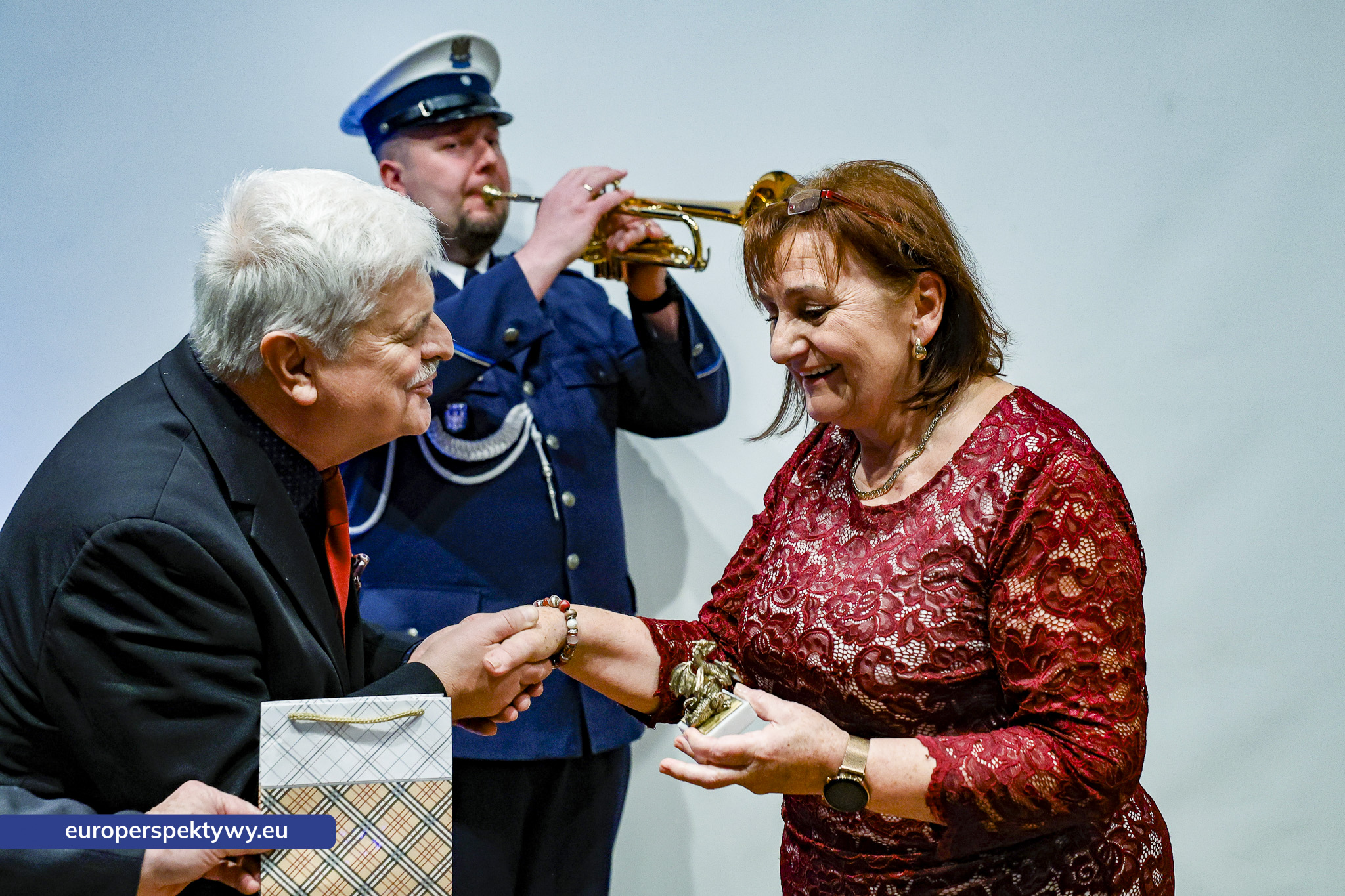 Europerspektywy Spotkanie Świąteczne OZW SEP: uroczystość nadania sztandaru i podsumowanie roku działalności