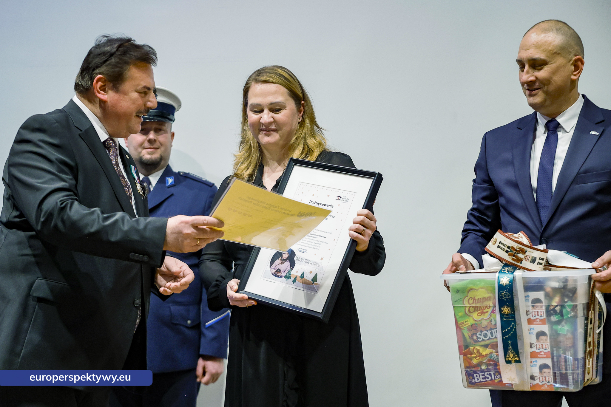 Europerspektywy Spotkanie Świąteczne OZW SEP: uroczystość nadania sztandaru i podsumowanie roku działalności