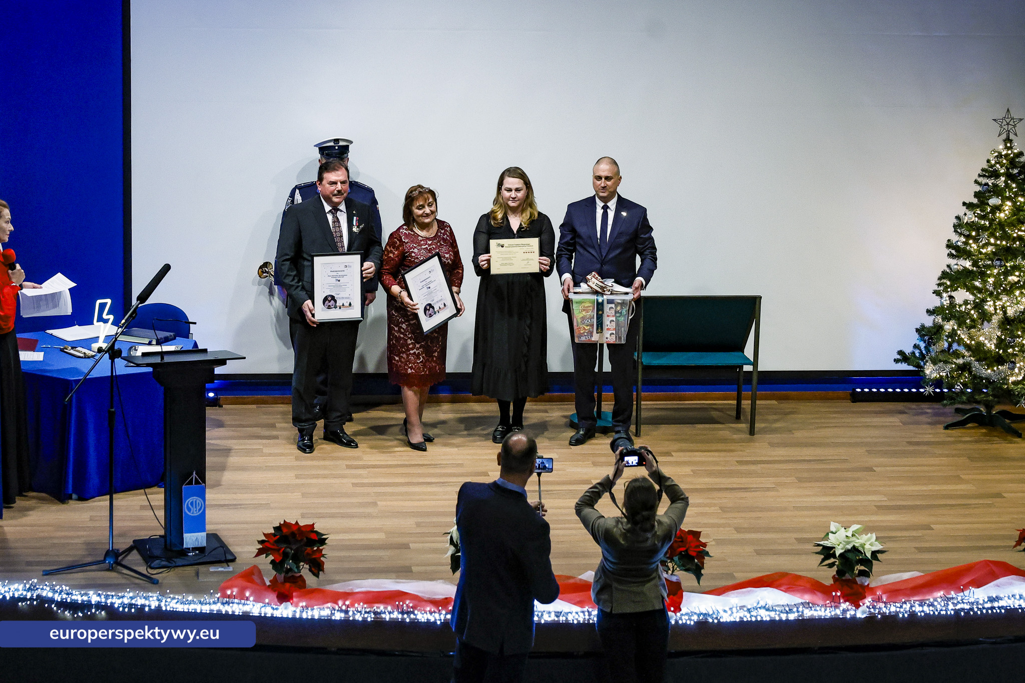 Europerspektywy Spotkanie Świąteczne OZW SEP: uroczystość nadania sztandaru i podsumowanie roku działalności