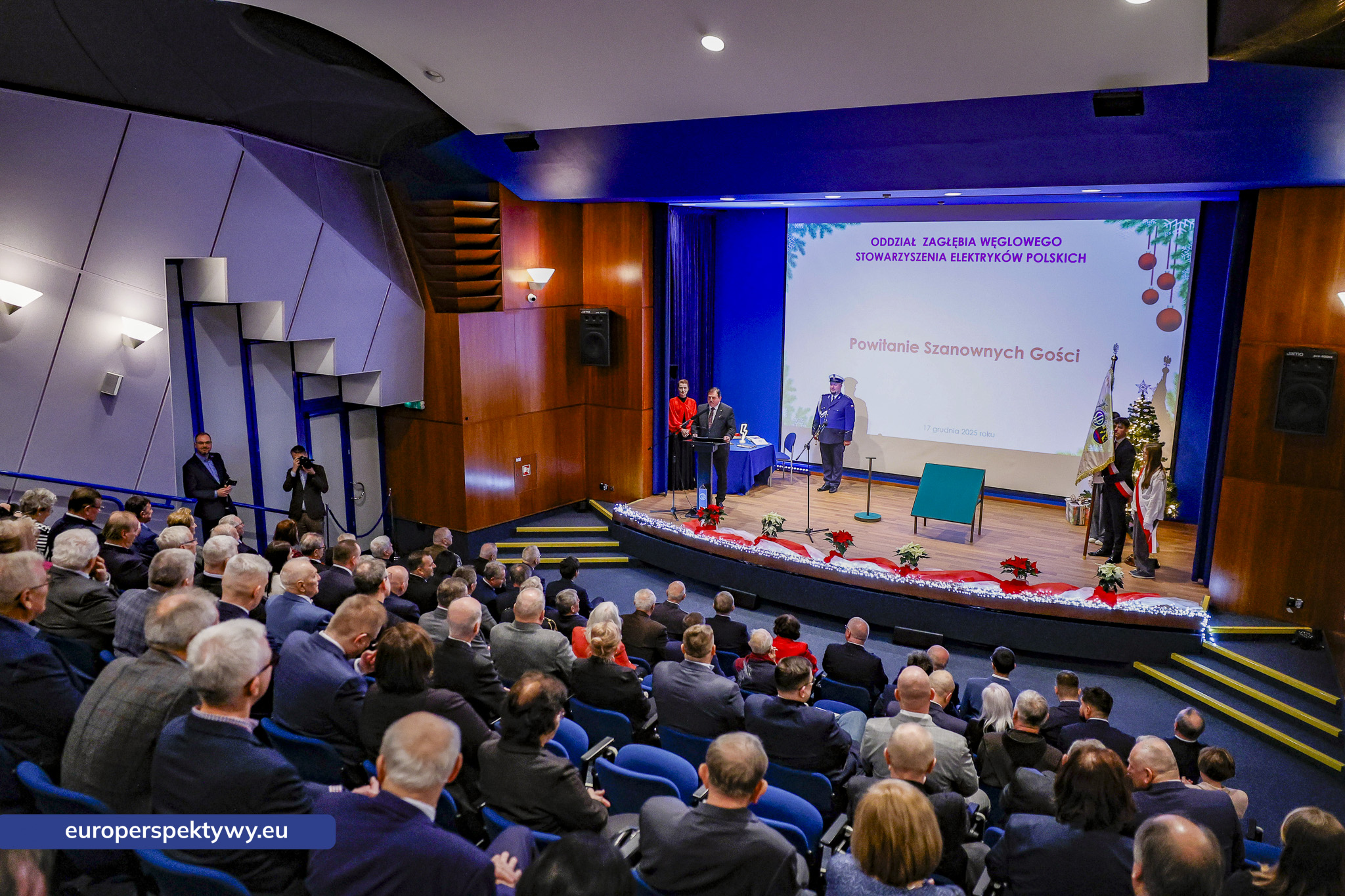 Europerspektywy Spotkanie Świąteczne OZW SEP: uroczystość nadania sztandaru i podsumowanie roku działalności