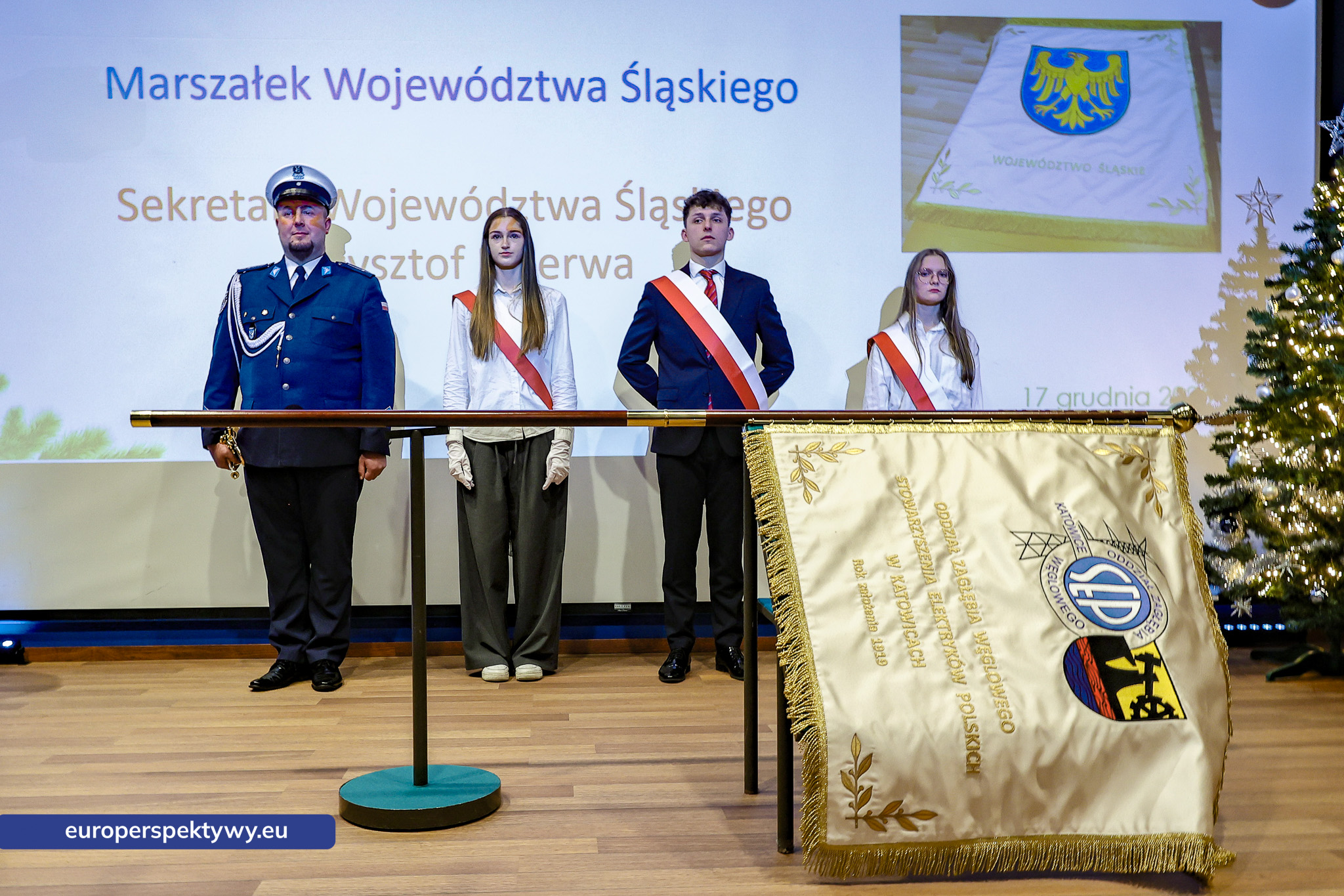Europerspektywy Spotkanie Świąteczne OZW SEP: uroczystość nadania sztandaru i podsumowanie roku działalności