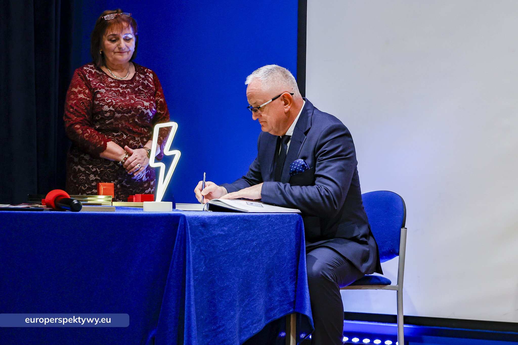 Europerspektywy Spotkanie Świąteczne OZW SEP: uroczystość nadania sztandaru i podsumowanie roku działalności