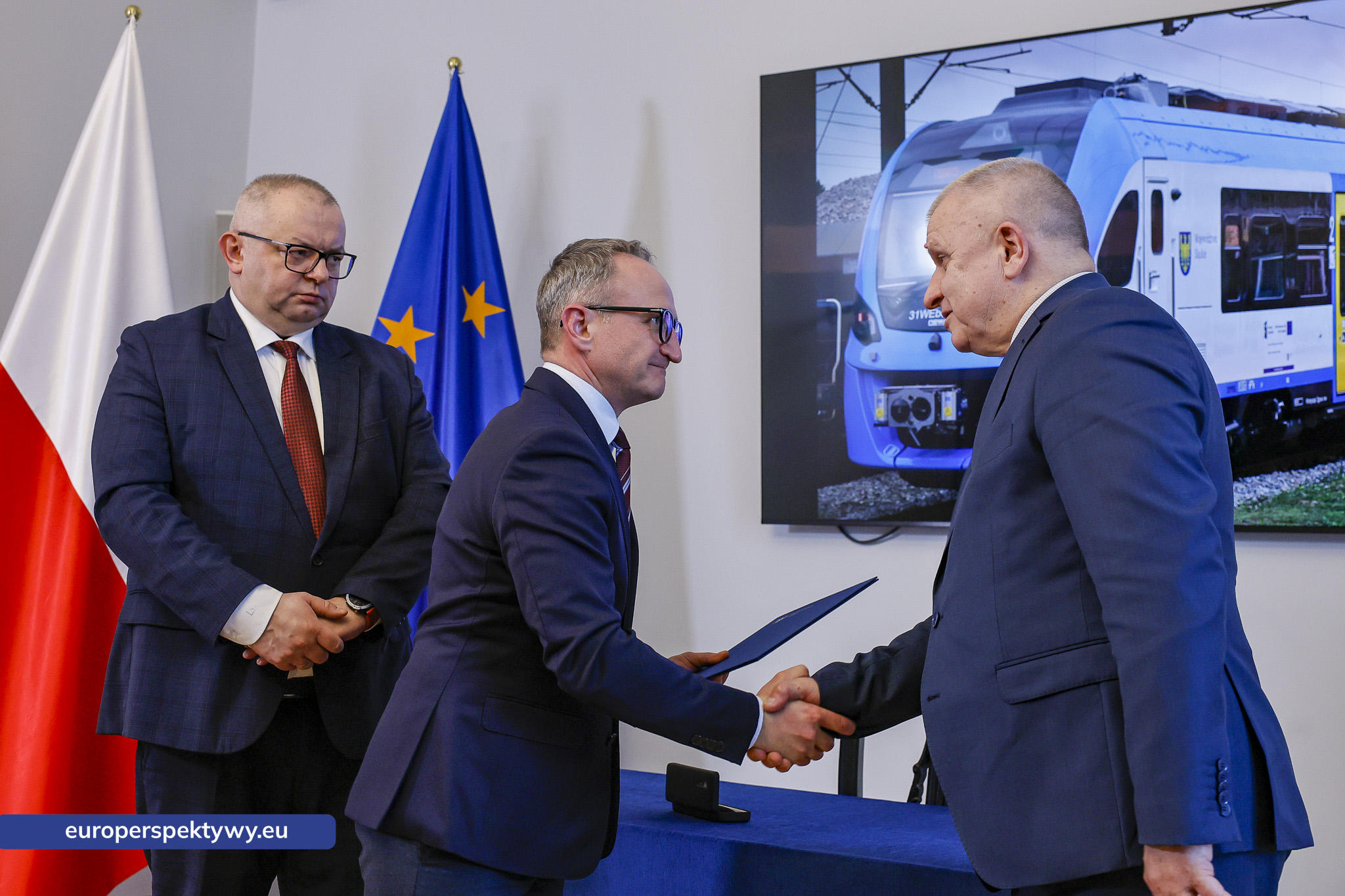 Europerspektywy Inwestycja w przyszłość transportu: Koleje Śląskie zamawiają kolejne pociągi Impuls 2