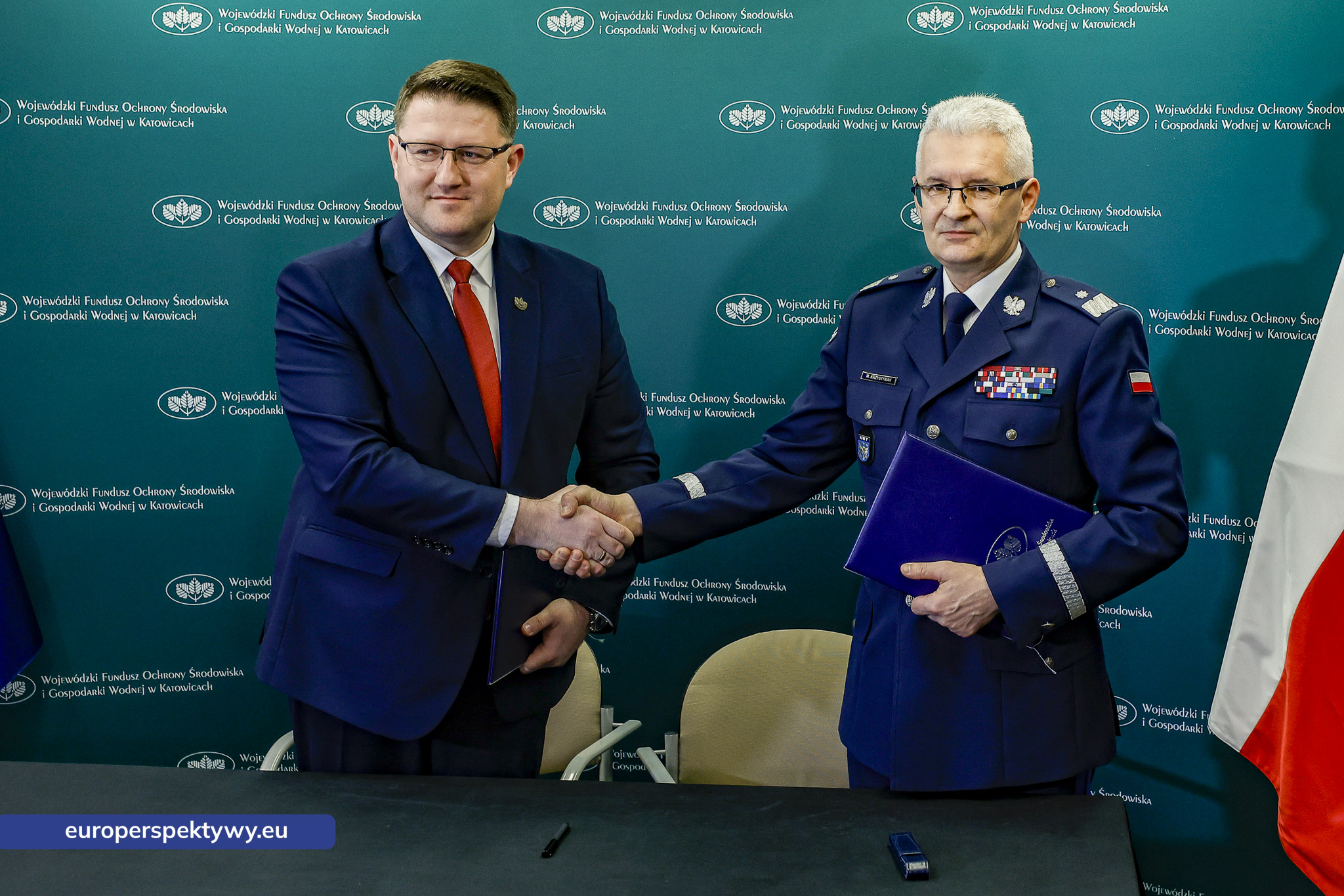 WFOŚiGW umowa nowe radiowozy