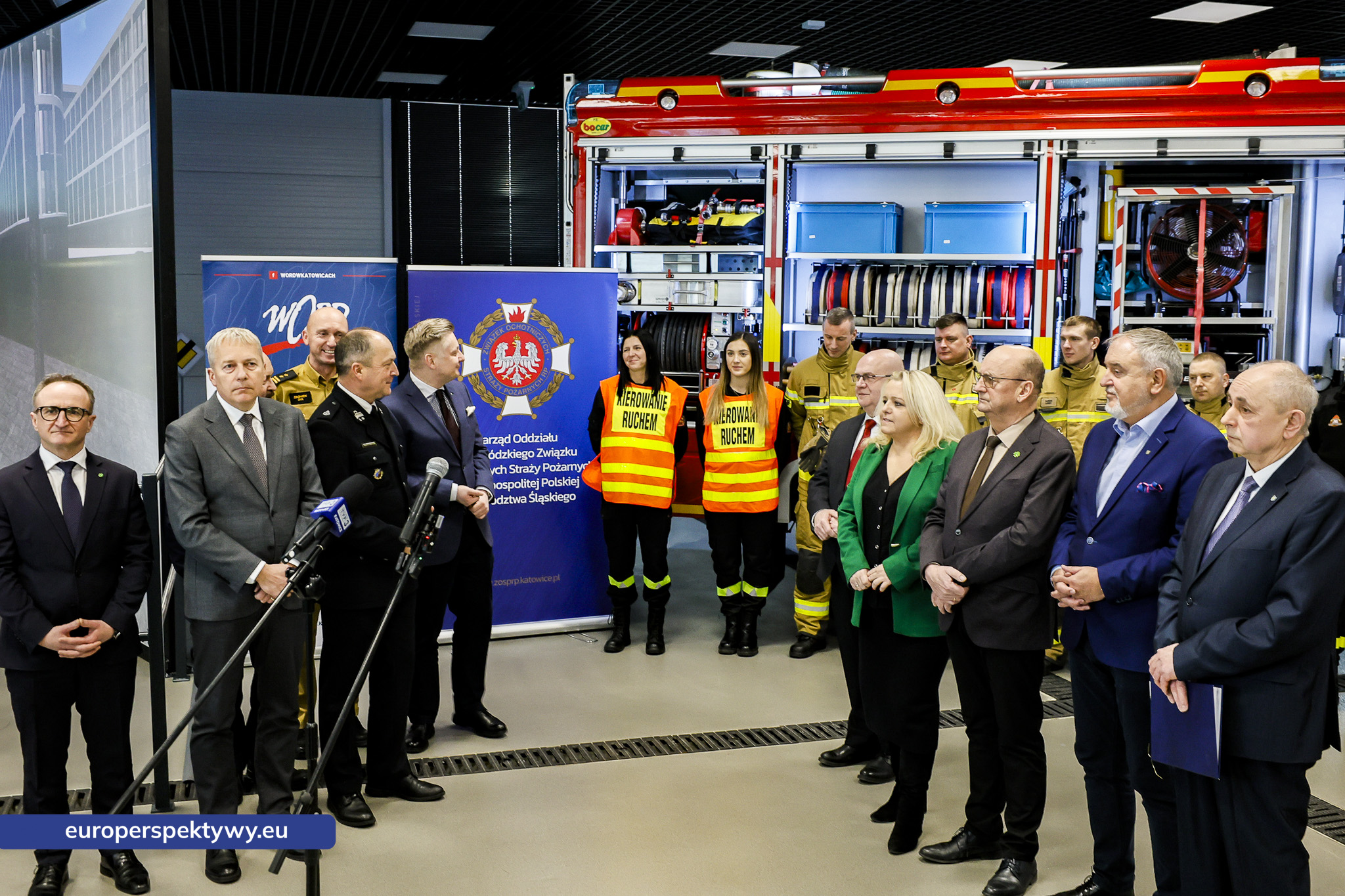 WORD WYSZKOLI STRAŻAKÓW OSP-13 Europerspektywy Pilotażowy program szkoleń dla OSP na Śląsku. Inwestycja w bezpieczeństwo i kompetencje druhów