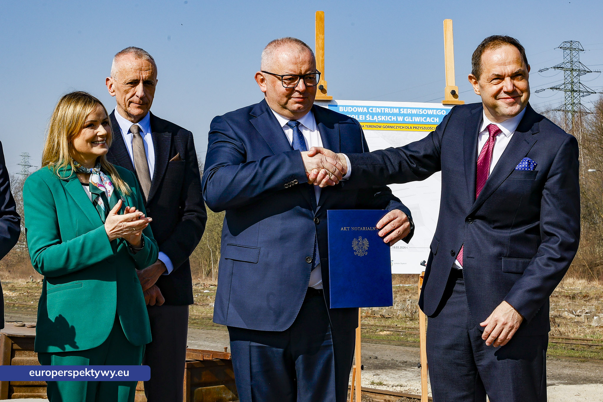 Symboliczne przekazanie terenów przez Polską Grupę Górniczą i ich przejęcie przez Koleje Śląskie