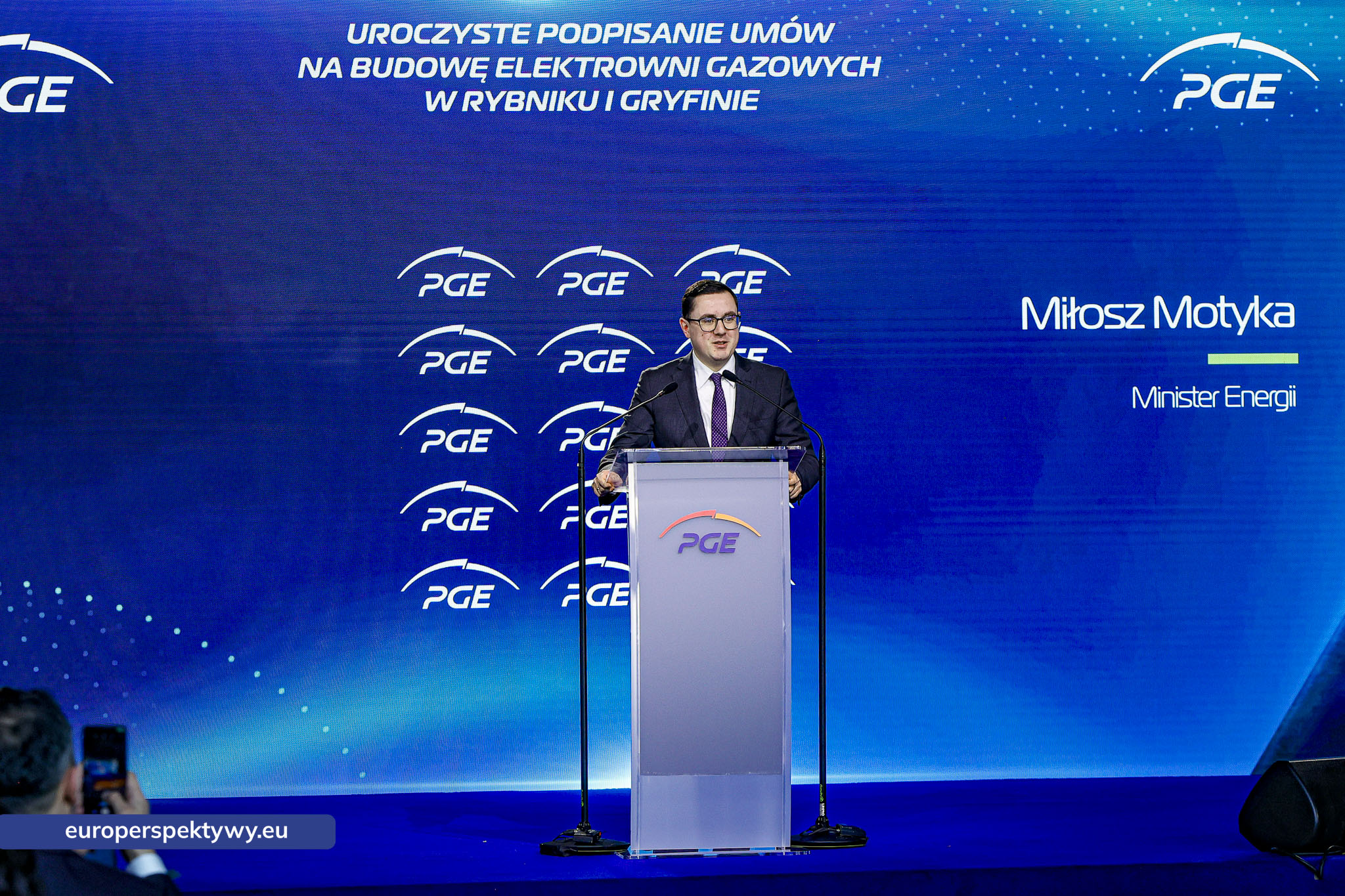 Europerspektywy PGE rozpoczyna nowy etap transformacji energetycznej – podpisano umowy na budowę bloków gazowych w Rybniku i Gryfinie