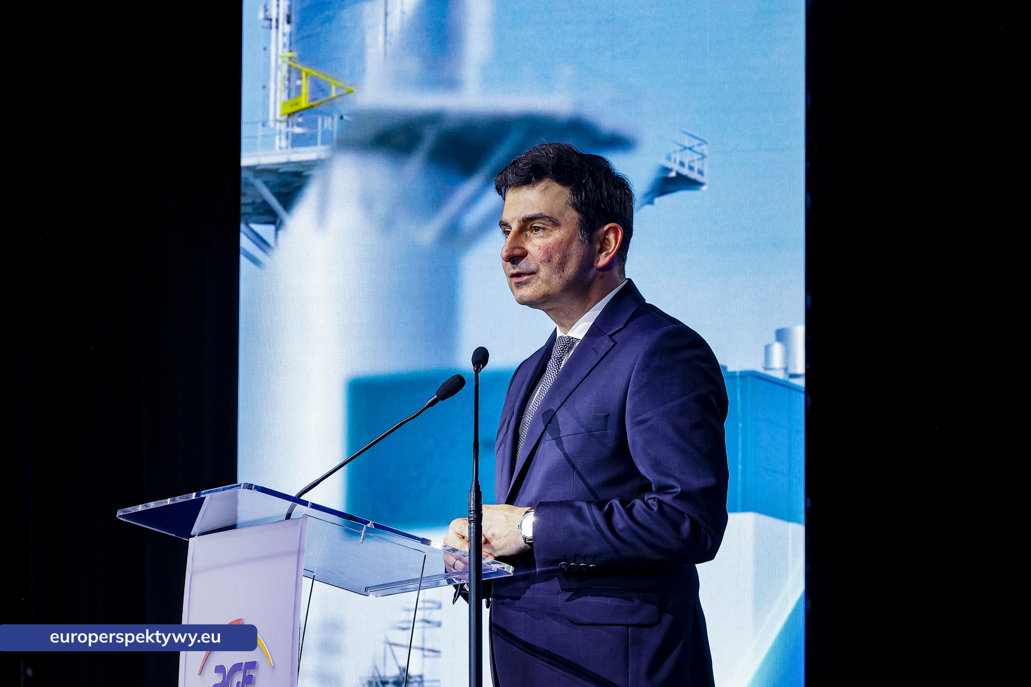 Europerspektywy PGE rozpoczyna nowy etap transformacji energetycznej – podpisano umowy na budowę bloków gazowych w Rybniku i Gryfinie