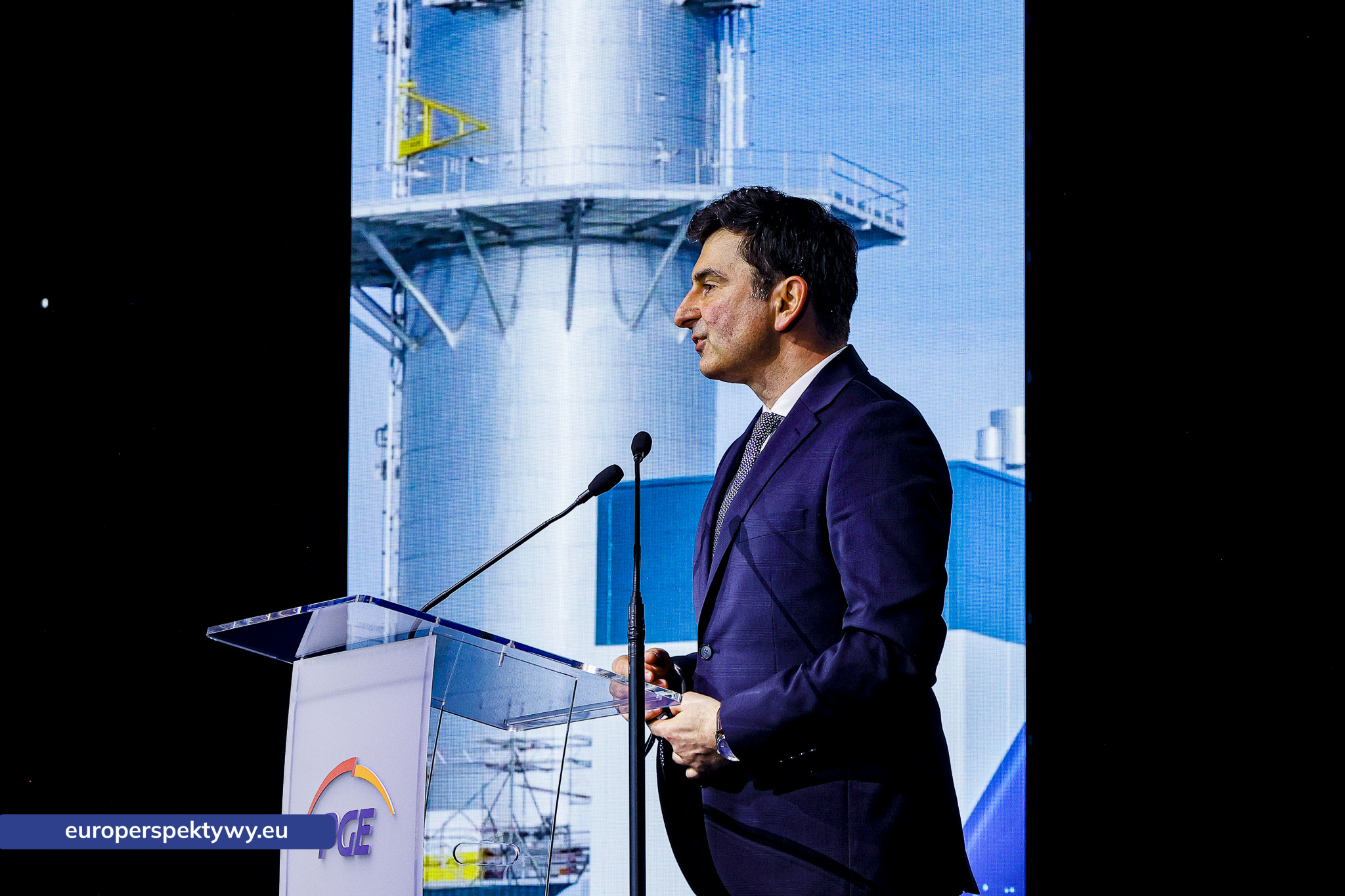 Europerspektywy PGE rozpoczyna nowy etap transformacji energetycznej – podpisano umowy na budowę bloków gazowych w Rybniku i Gryfinie