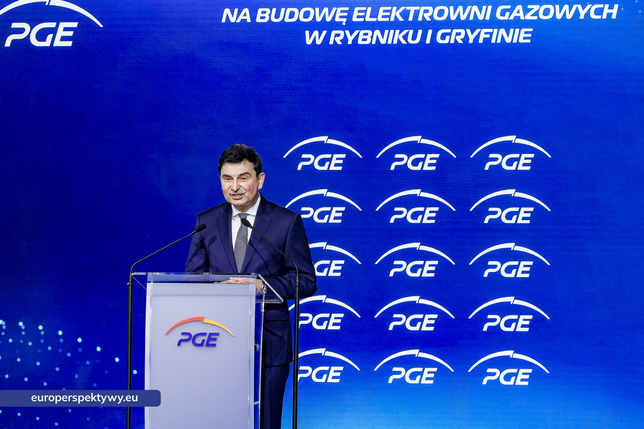 Europerspektywy PGE rozpoczyna nowy etap transformacji energetycznej – podpisano umowy na budowę bloków gazowych w Rybniku i Gryfinie