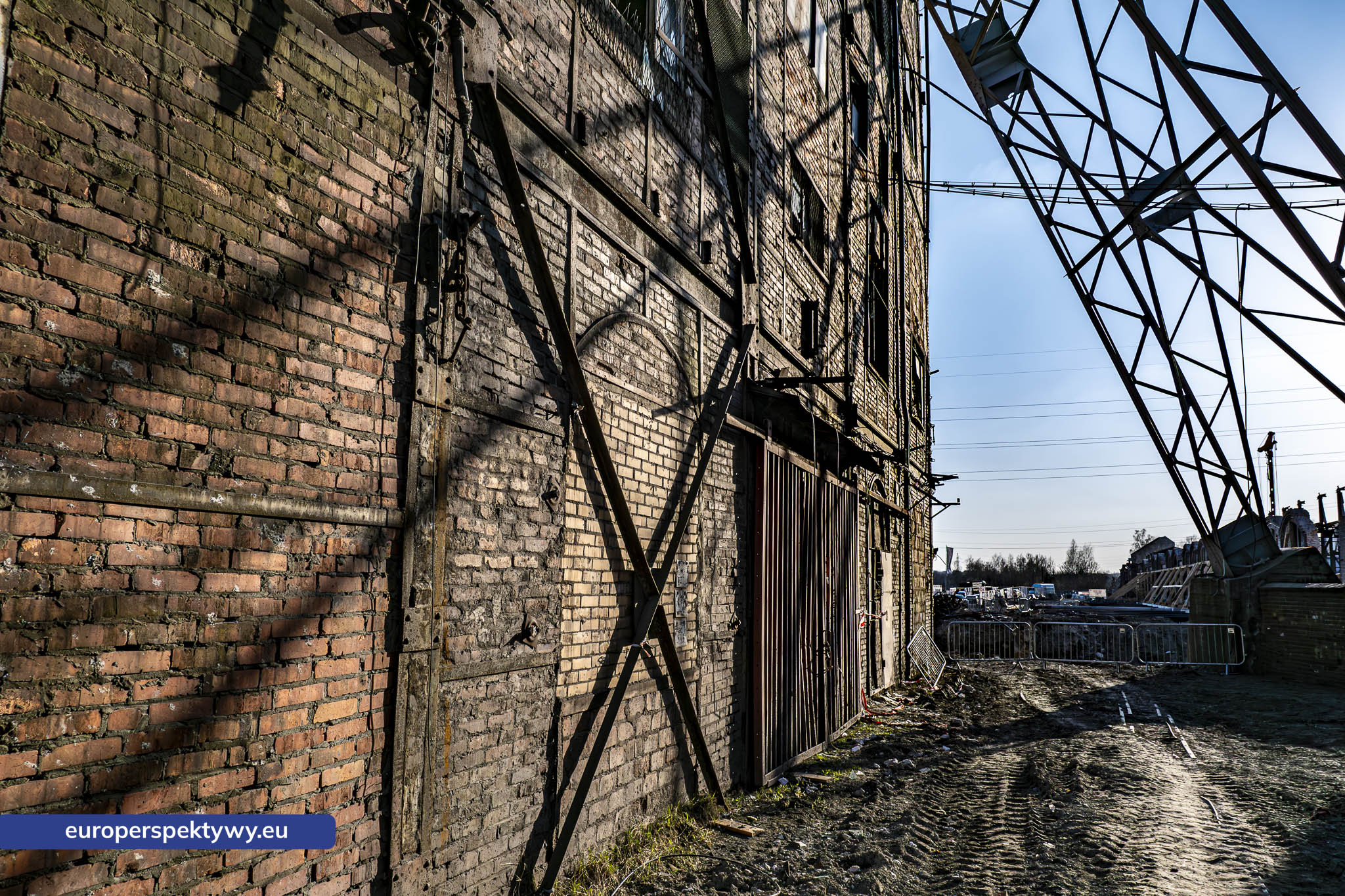 Andrzej Domański, Minister Finansów i Gospodarki, odwiedził Katowice, by zapoznać się z postępem prac nad jednym z najważniejszych projektów inwestycyjnych regionu. Hub Gamingowo-Technologiczny
