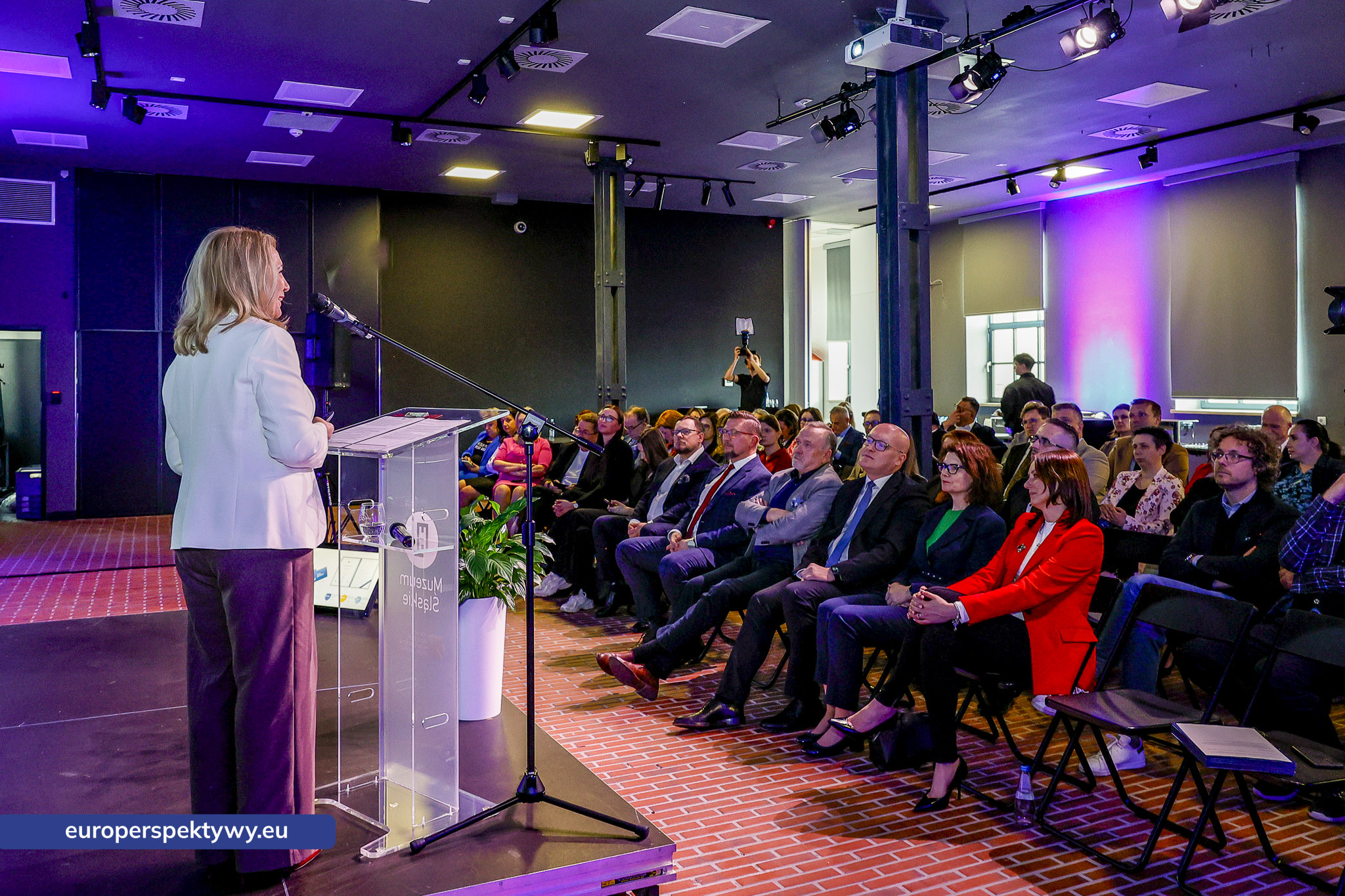 Europerspektywy Polski Instytut Kompetencji Przyszłości (PIKP) powołał Radę Rozwoju. Nowy etap budowy systemu certyfikacji kompetencji AI