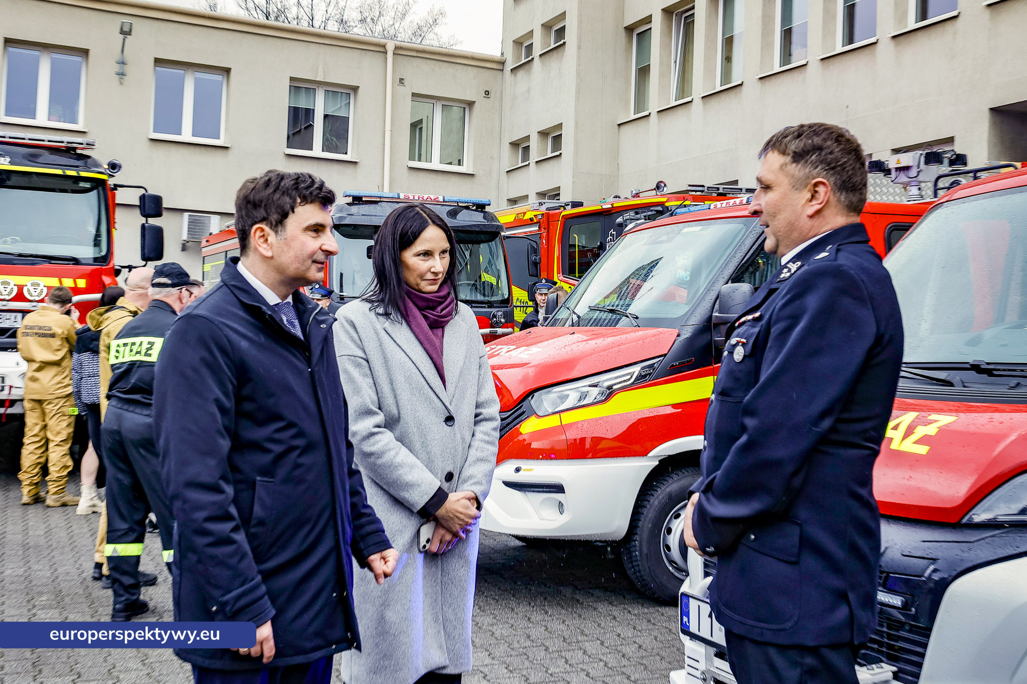 Przekazanie Pojazdow dla PSP i OSP-116 Europerspektywy Nowe samochody OSP w województwie śląskim. WFOŚiGW współfinansuje flotę za 20 mln zł