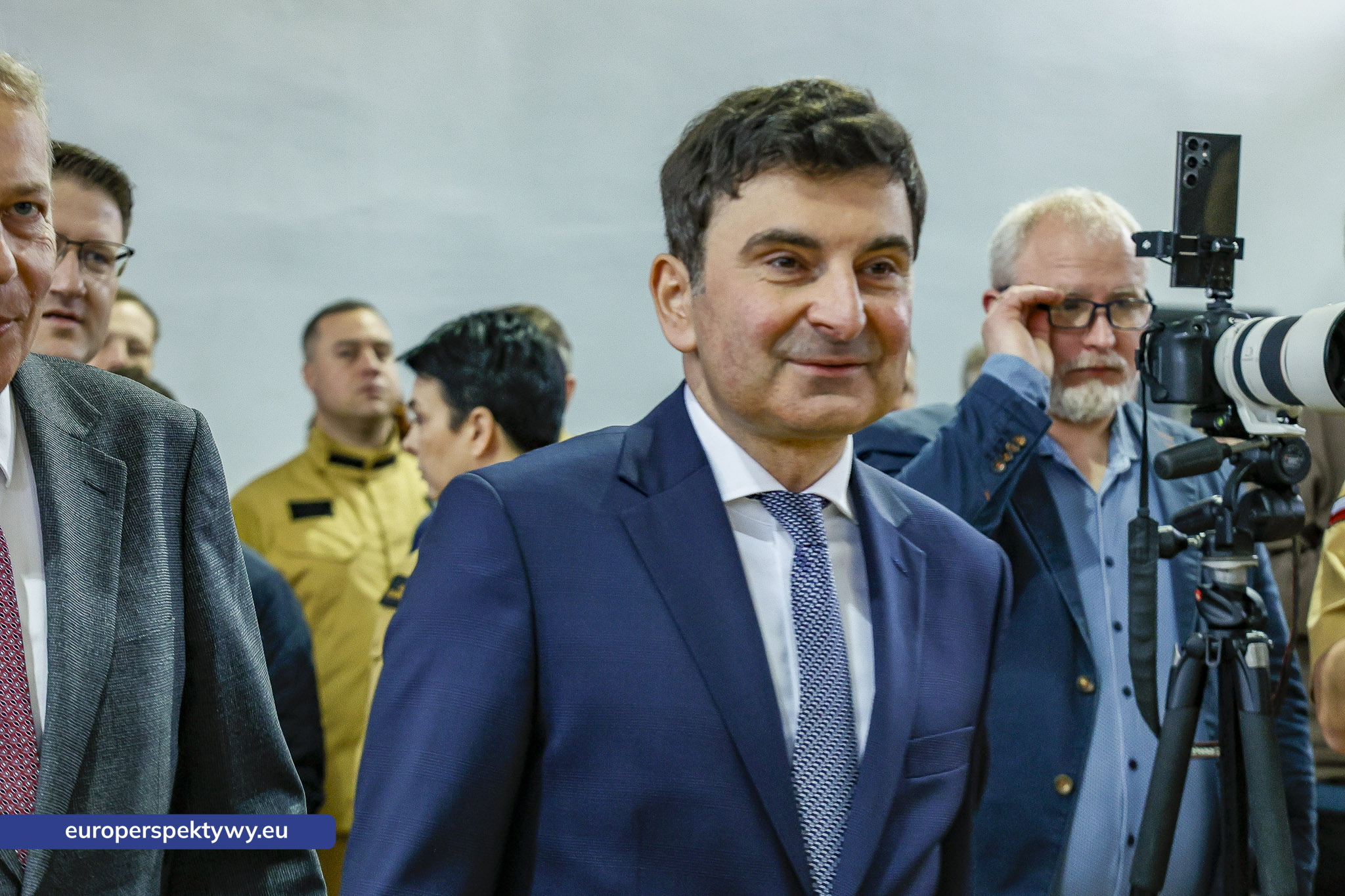 Przekazanie Pojazdow dla PSP i OSP-3 Europerspektywy Nowe samochody OSP w województwie śląskim. WFOŚiGW współfinansuje flotę za 20 mln zł