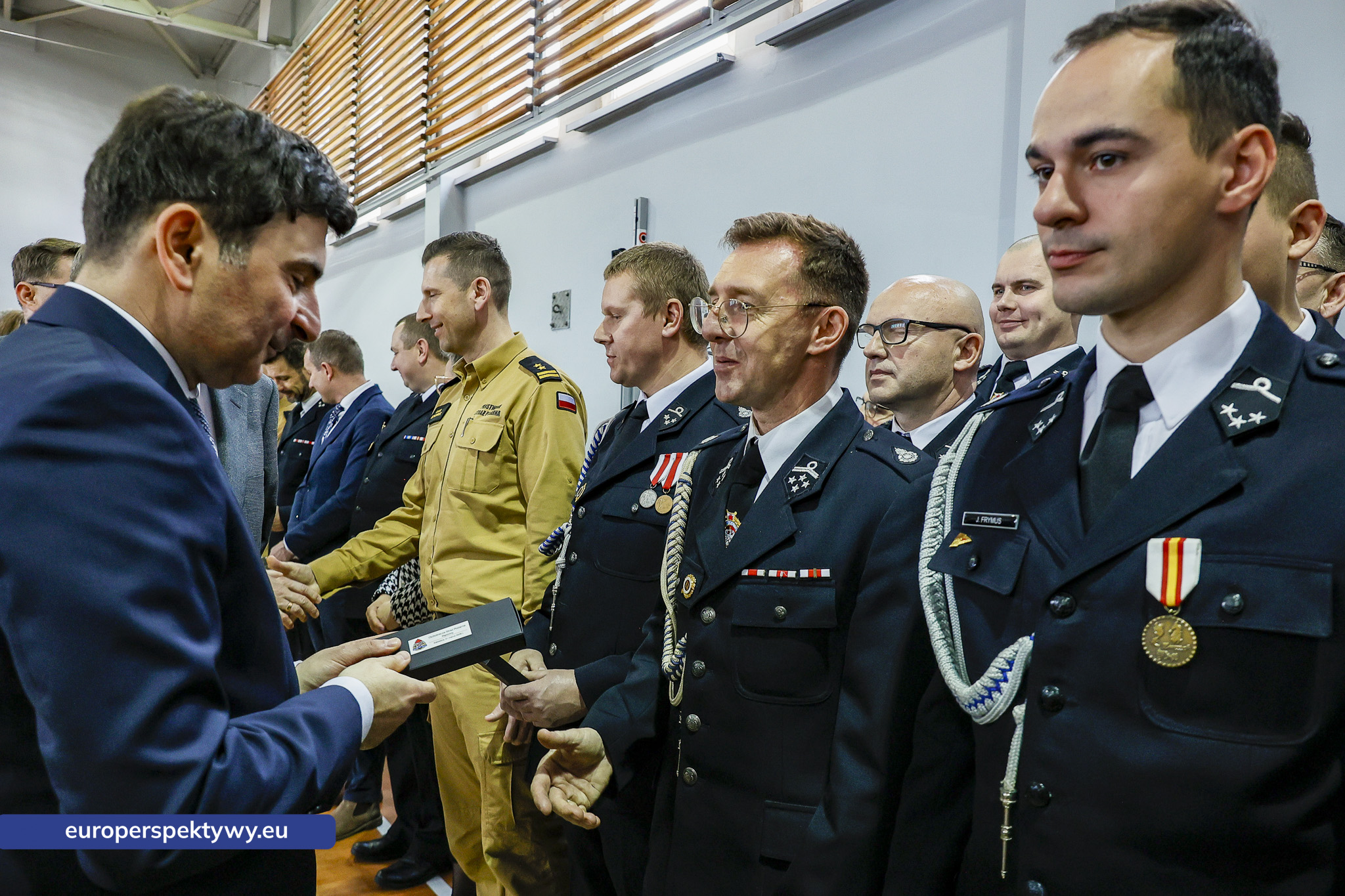 Przekazanie Pojazdow dla PSP i OSP-40 Europerspektywy Nowe samochody OSP w województwie śląskim. WFOŚiGW współfinansuje flotę za 20 mln zł