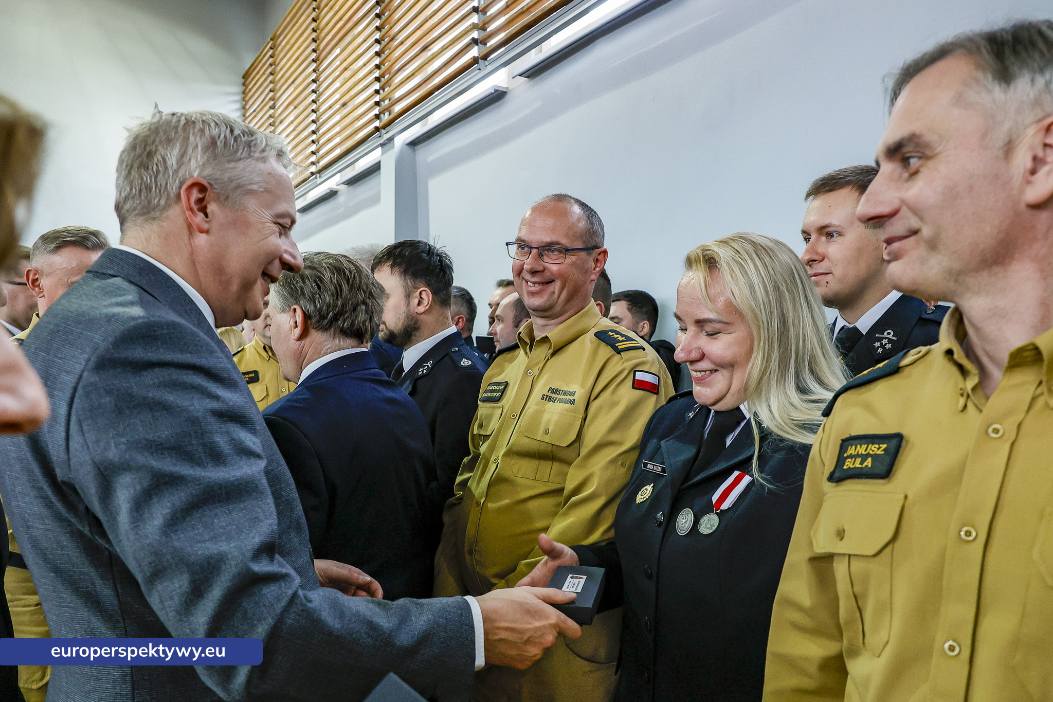 Przekazanie Pojazdow dla PSP i OSP-56 Europerspektywy Nowe samochody OSP w województwie śląskim. WFOŚiGW współfinansuje flotę za 20 mln zł