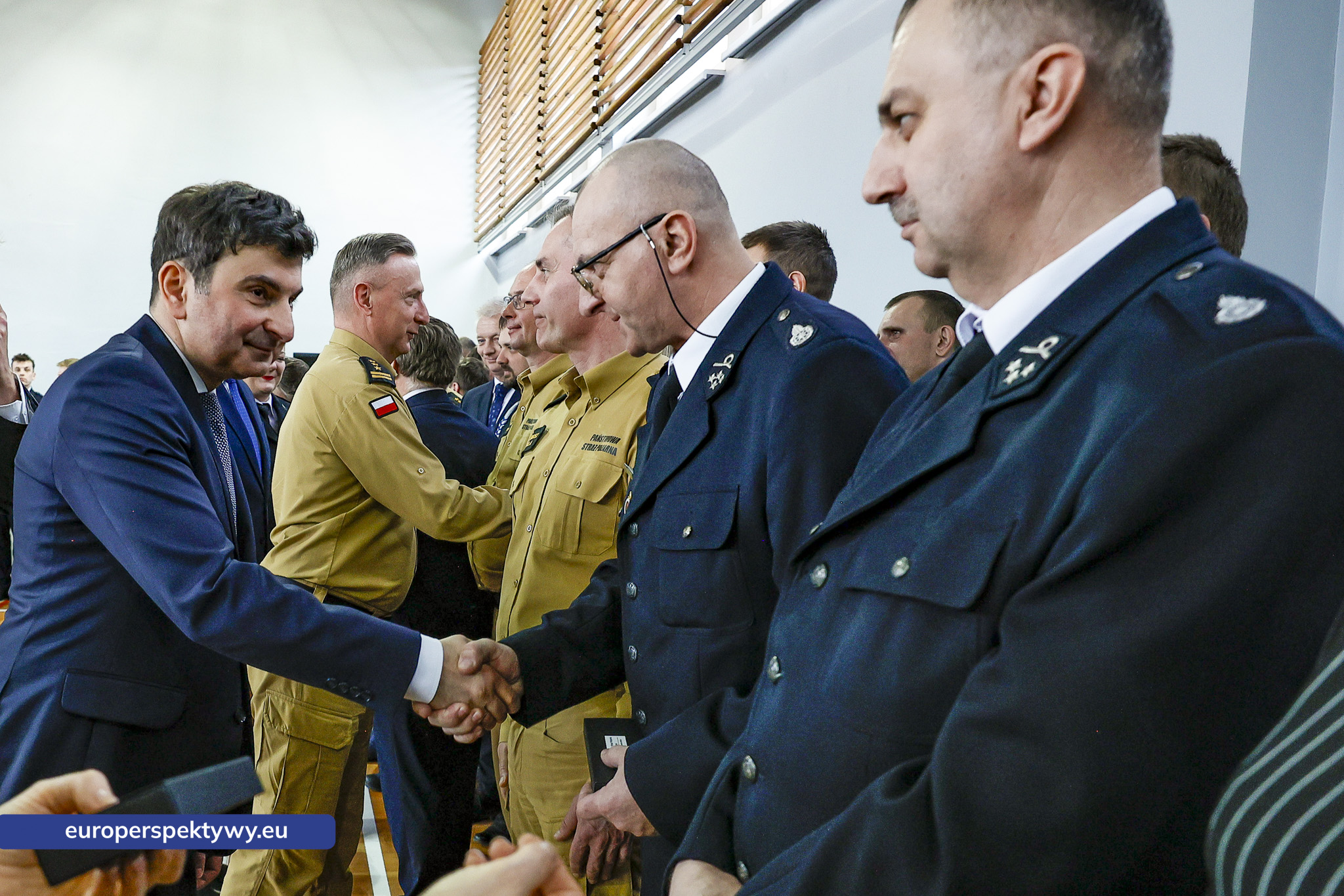 Przekazanie Pojazdow dla PSP i OSP-59 Europerspektywy Nowe samochody OSP w województwie śląskim. WFOŚiGW współfinansuje flotę za 20 mln zł