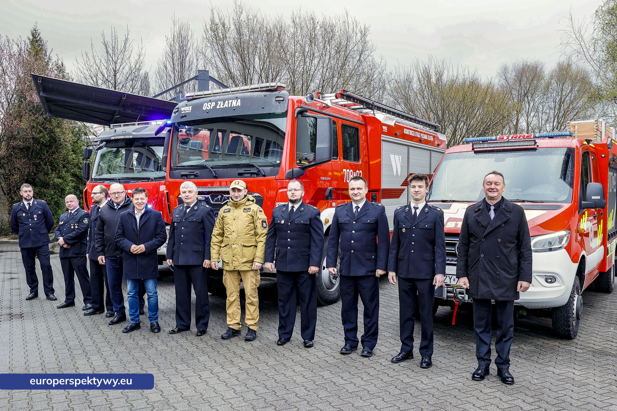 Przekazanie Pojazdow dla PSP i OSP-91 Europerspektywy Nowe samochody OSP w województwie śląskim. WFOŚiGW współfinansuje flotę za 20 mln zł