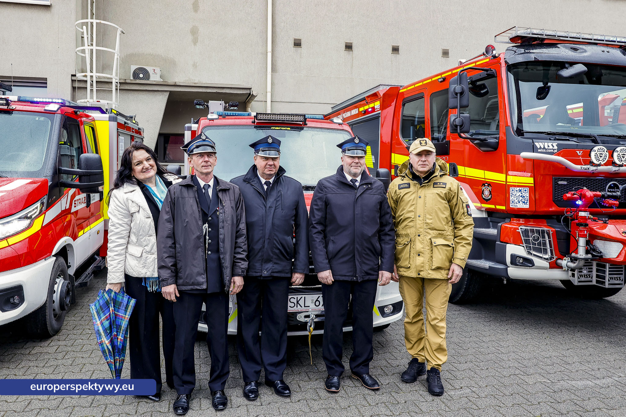Przekazanie Pojazdow dla PSP i OSP-92 Europerspektywy Nowe samochody OSP w województwie śląskim. WFOŚiGW współfinansuje flotę za 20 mln zł