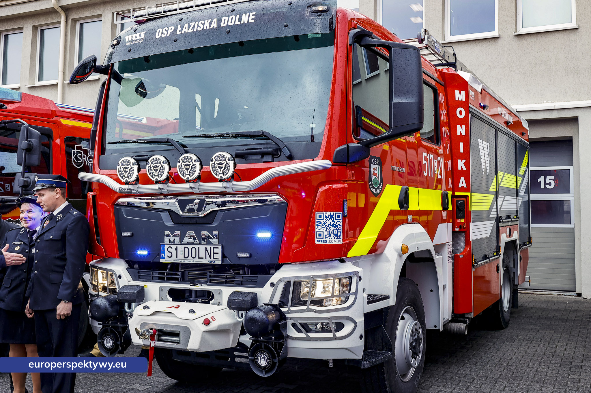 Przekazanie Pojazdow dla PSP i OSP-93 Europerspektywy Nowe samochody OSP w województwie śląskim. WFOŚiGW współfinansuje flotę za 20 mln zł