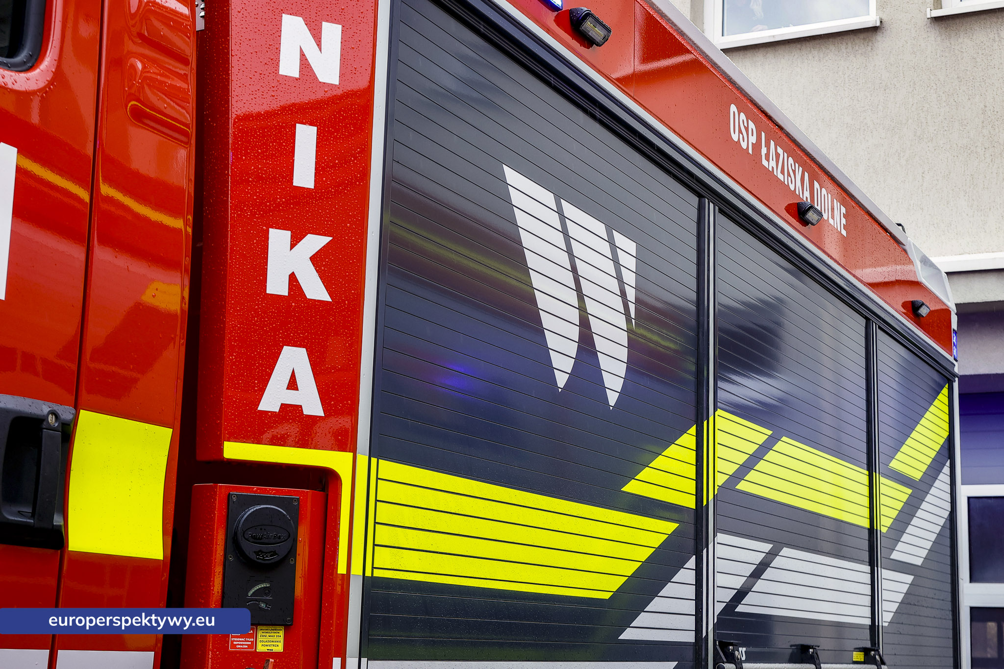 Przekazanie Pojazdow dla PSP i OSP-96 Europerspektywy Nowe samochody OSP w województwie śląskim. WFOŚiGW współfinansuje flotę za 20 mln zł