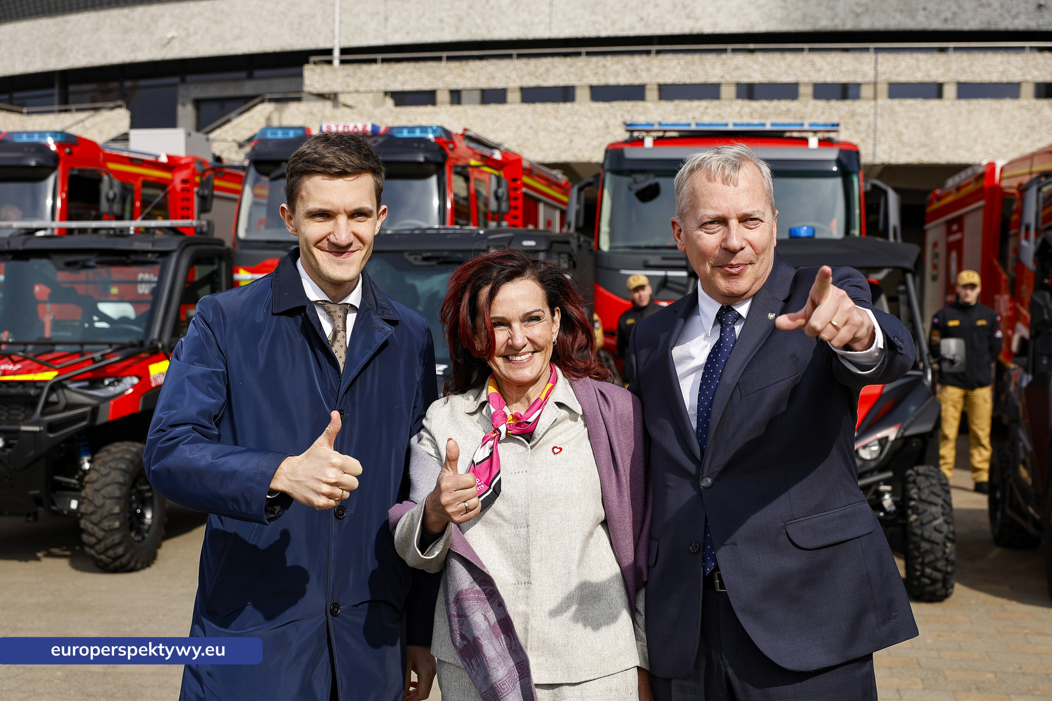 Europerspektywy Przekazanie sprzętu dla PSP w Katowicach. Nowe wozy strażackie i specjalistyczne wyposażenie dla jednostek z województwa śląskiego