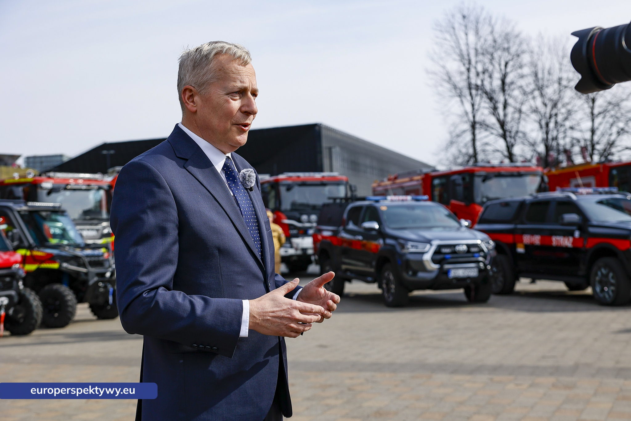 Europerspektywy Przekazanie sprzętu dla PSP w Katowicach. Nowe wozy strażackie i specjalistyczne wyposażenie dla jednostek z województwa śląskiego