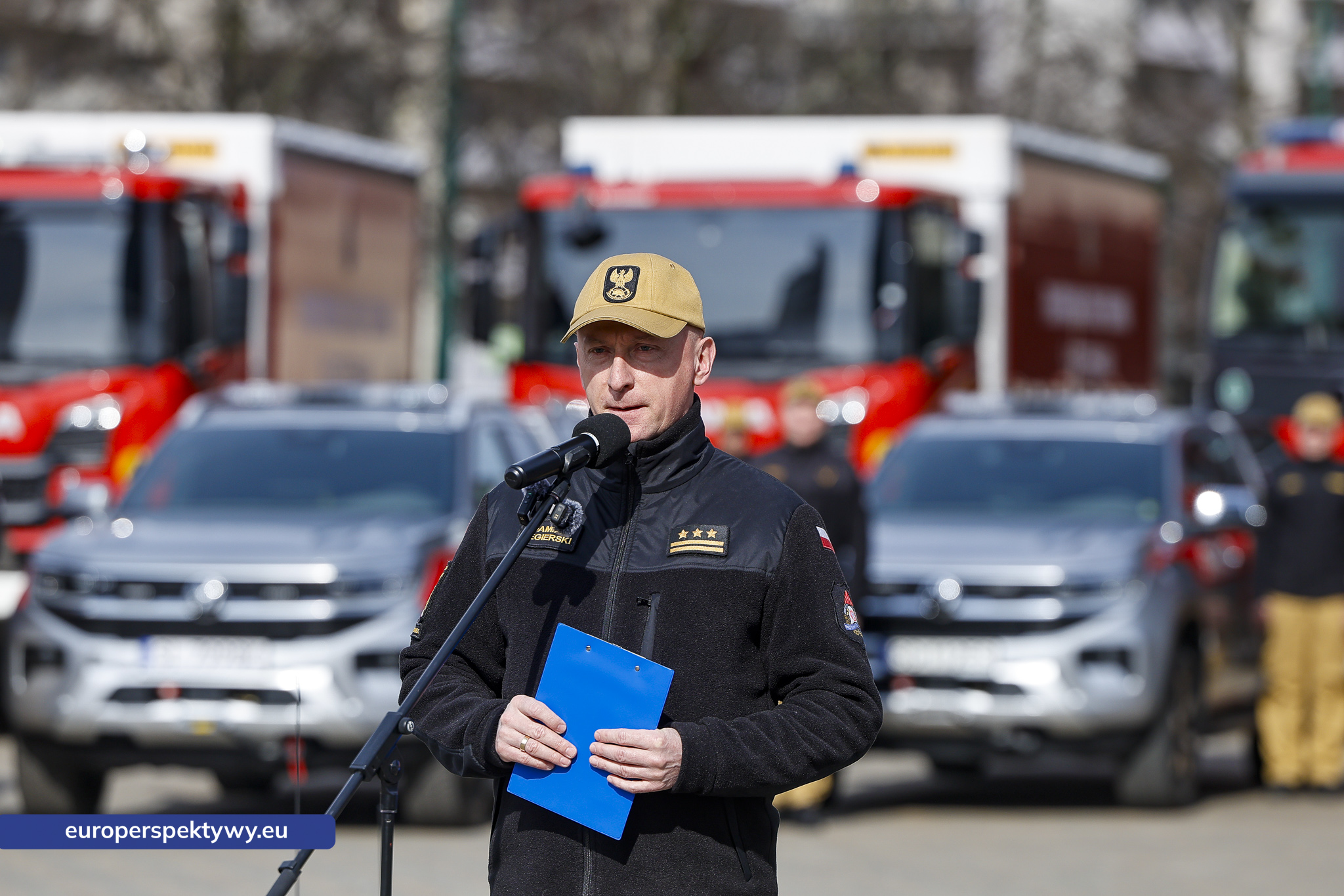 Europerspektywy Przekazanie sprzętu dla PSP w Katowicach. Nowe wozy strażackie i specjalistyczne wyposażenie dla jednostek z województwa śląskiego