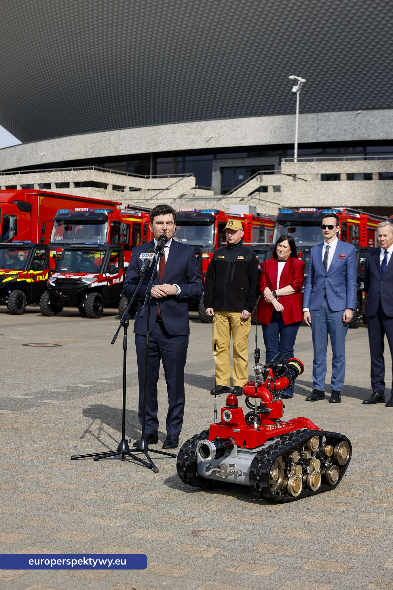 Europerspektywy Przekazanie sprzętu dla PSP w Katowicach. Nowe wozy strażackie i specjalistyczne wyposażenie dla jednostek z województwa śląskiego