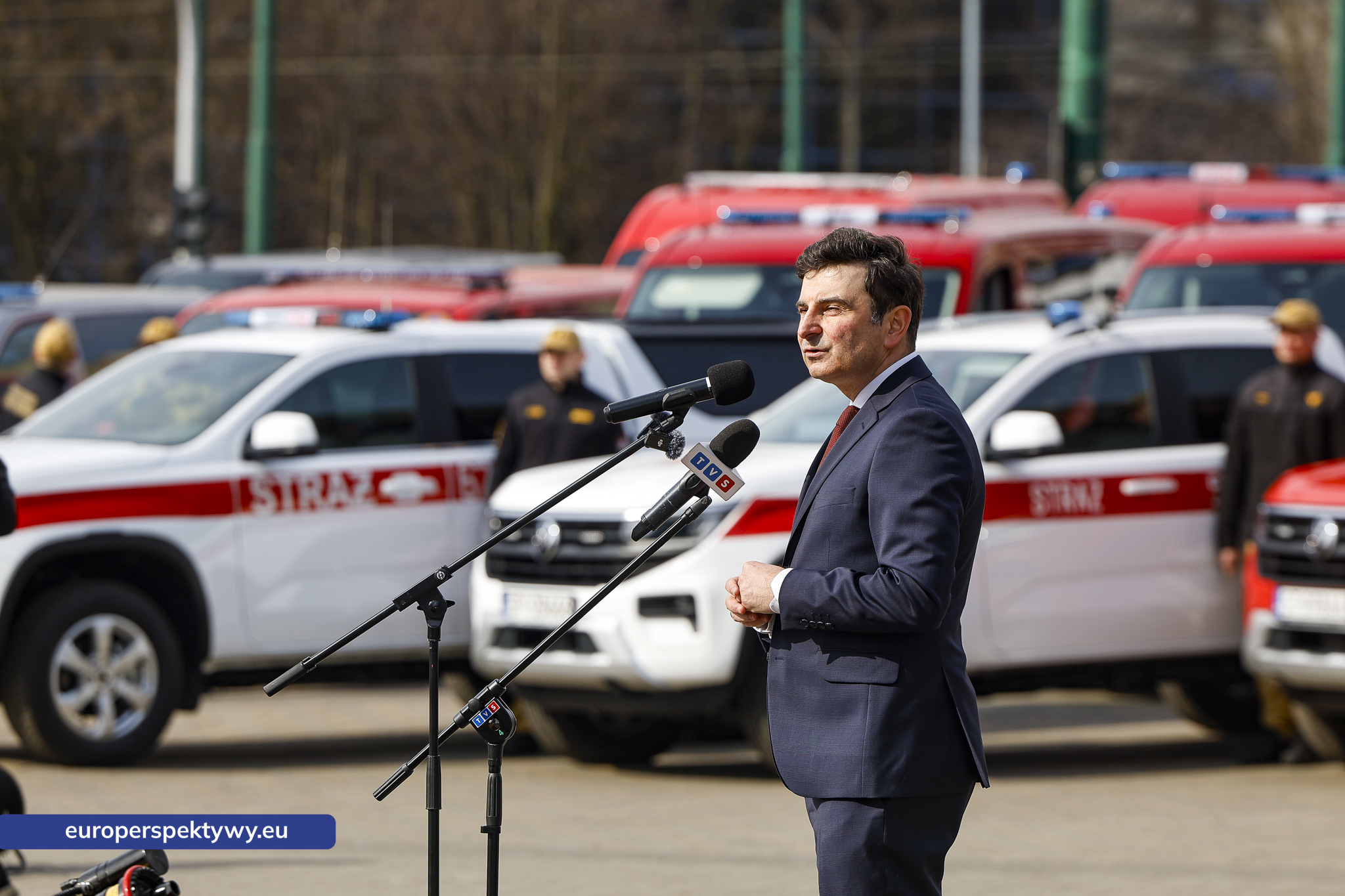Europerspektywy Przekazanie sprzętu dla PSP w Katowicach. Nowe wozy strażackie i specjalistyczne wyposażenie dla jednostek z województwa śląskiego