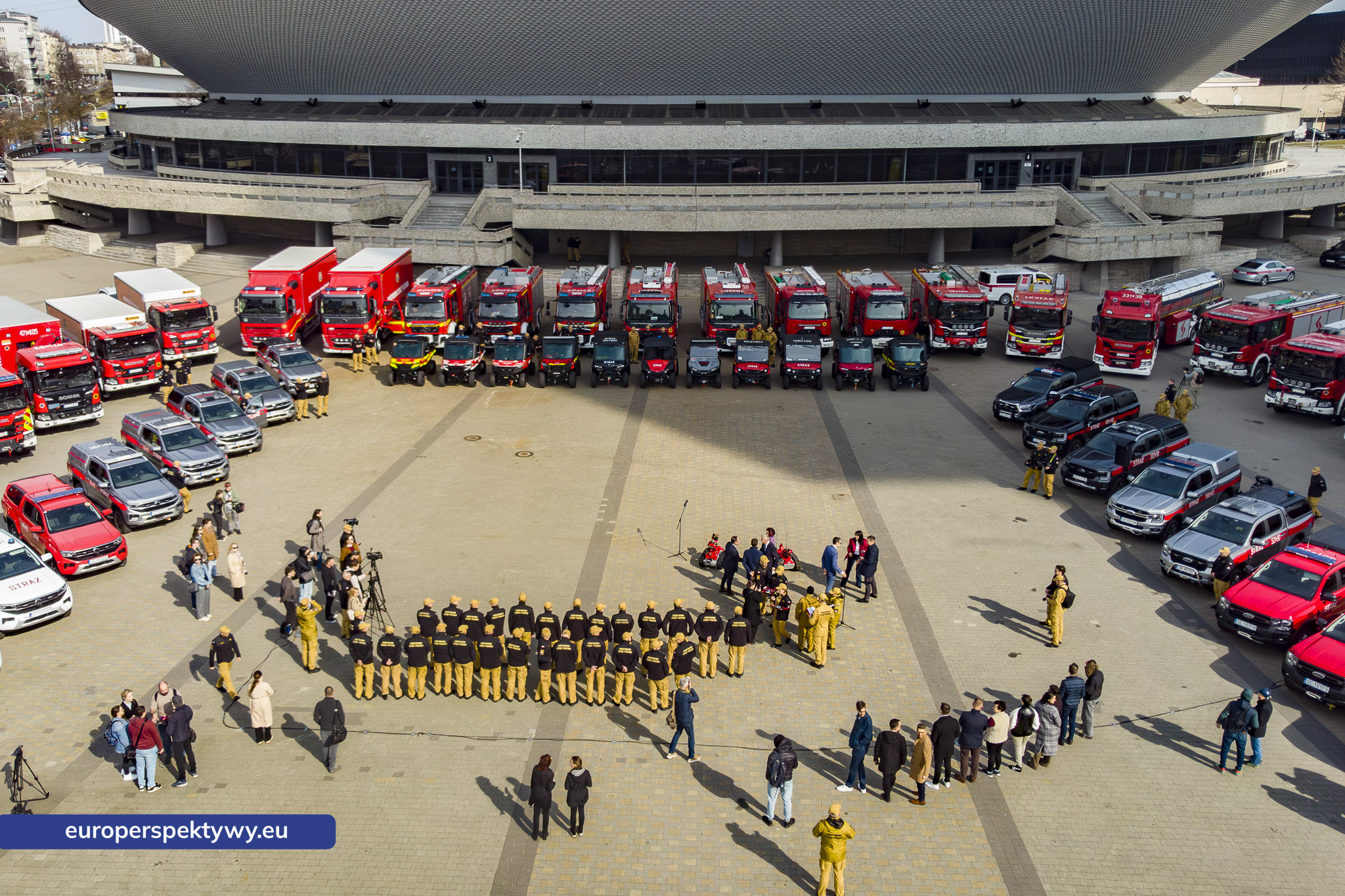 Europerspektywy Przekazanie sprzętu dla PSP w Katowicach. Nowe wozy strażackie i specjalistyczne wyposażenie dla jednostek z województwa śląskiego