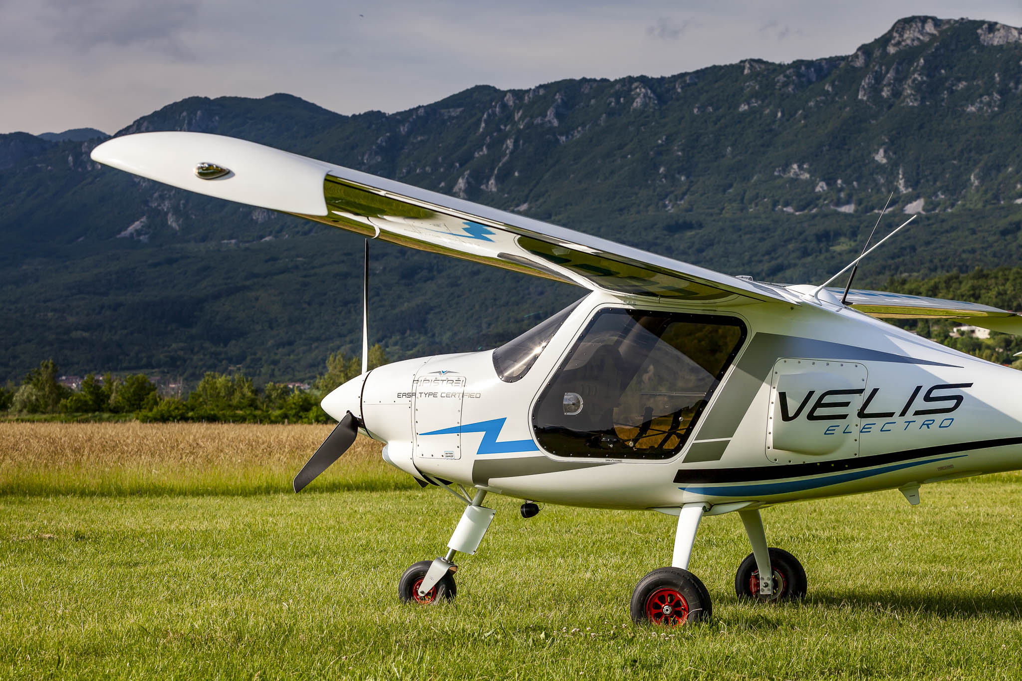 Europerspektywy Szkoła wysokich lotów  - ZDZ w Katowicach inwestuje w przyszłość lotnictwa!