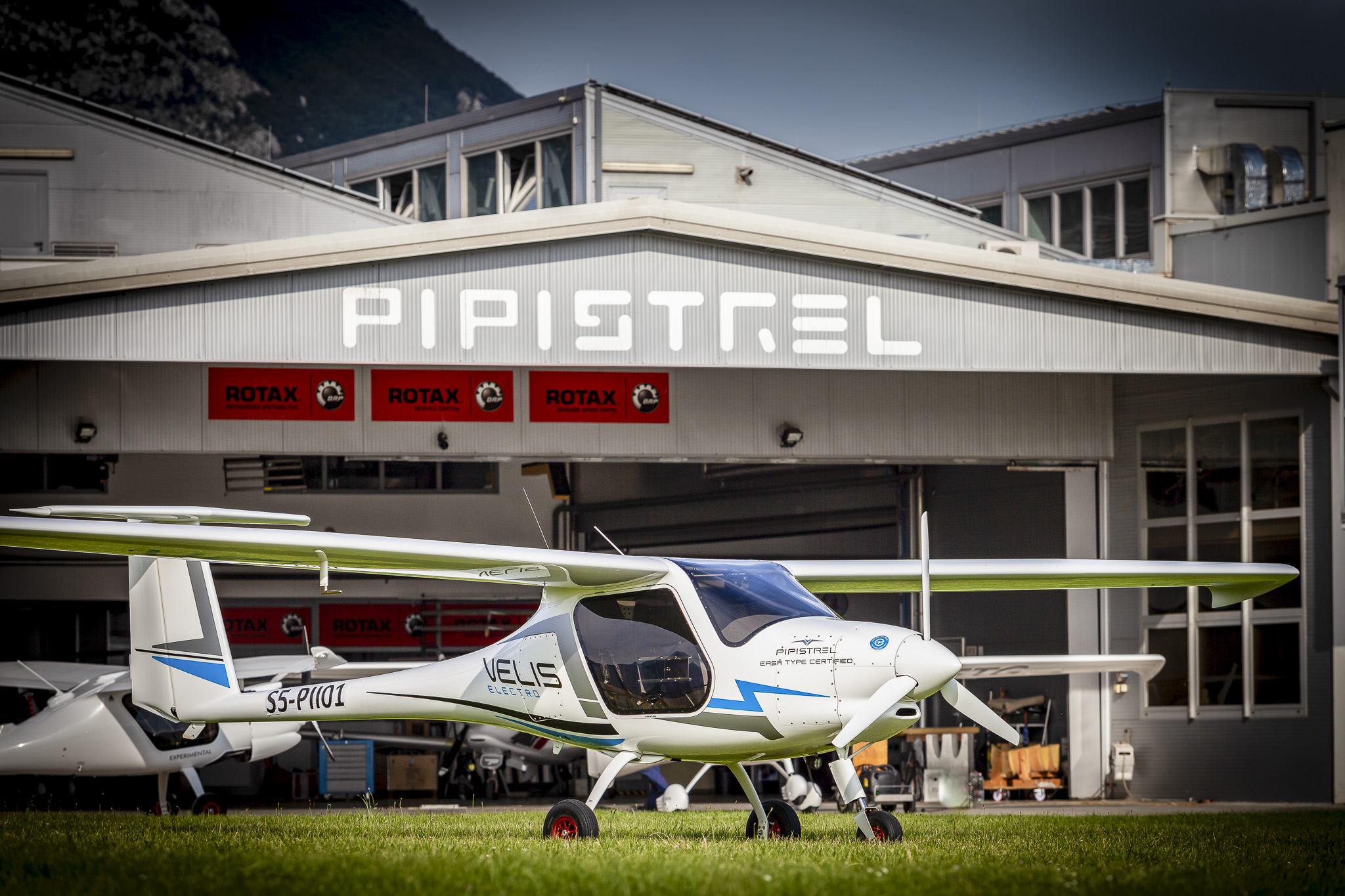 Europerspektywy Szkoła wysokich lotów  - ZDZ w Katowicach inwestuje w przyszłość lotnictwa!