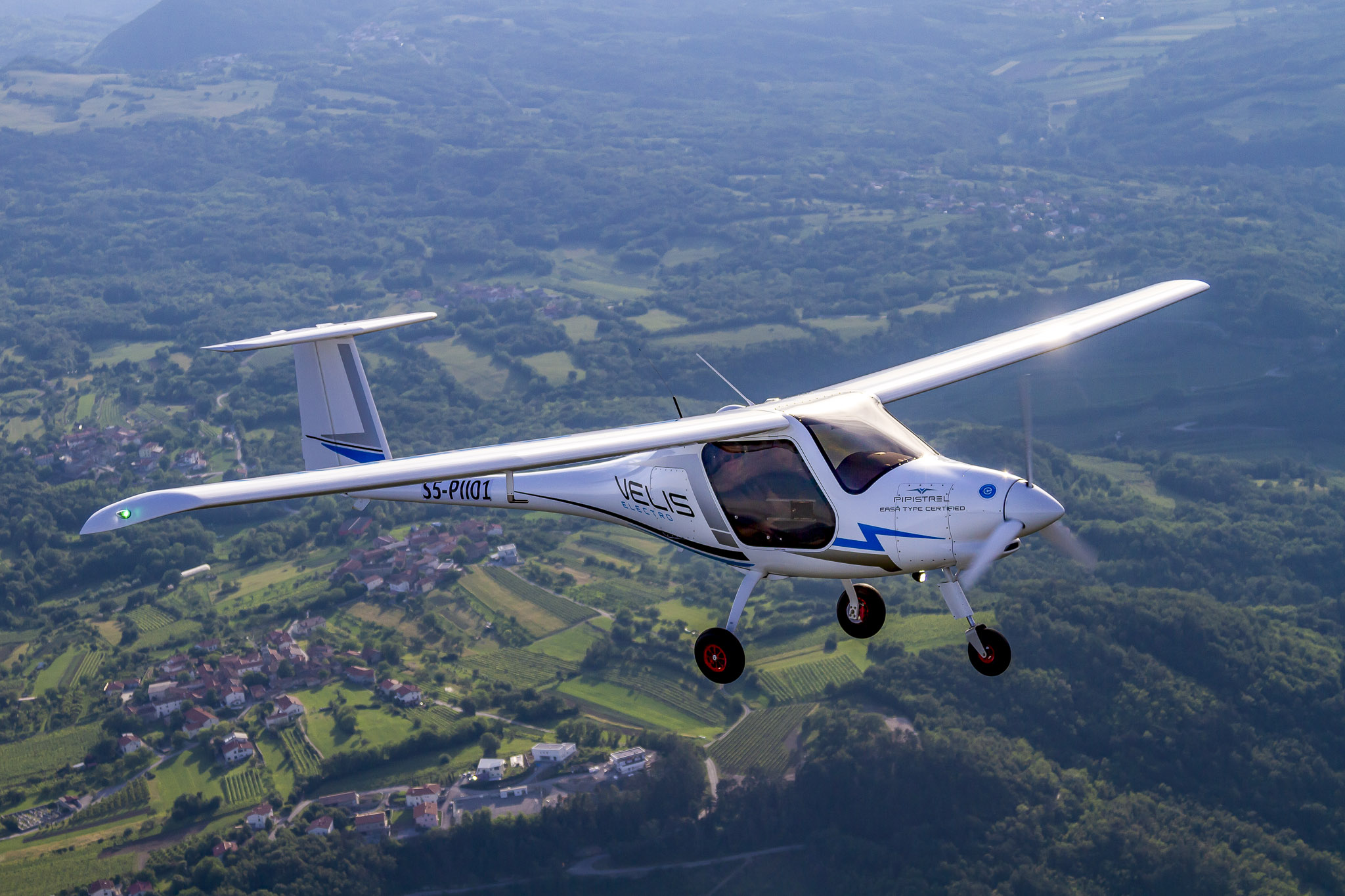 Europerspektywy Szkoła wysokich lotów  - ZDZ w Katowicach inwestuje w przyszłość lotnictwa!