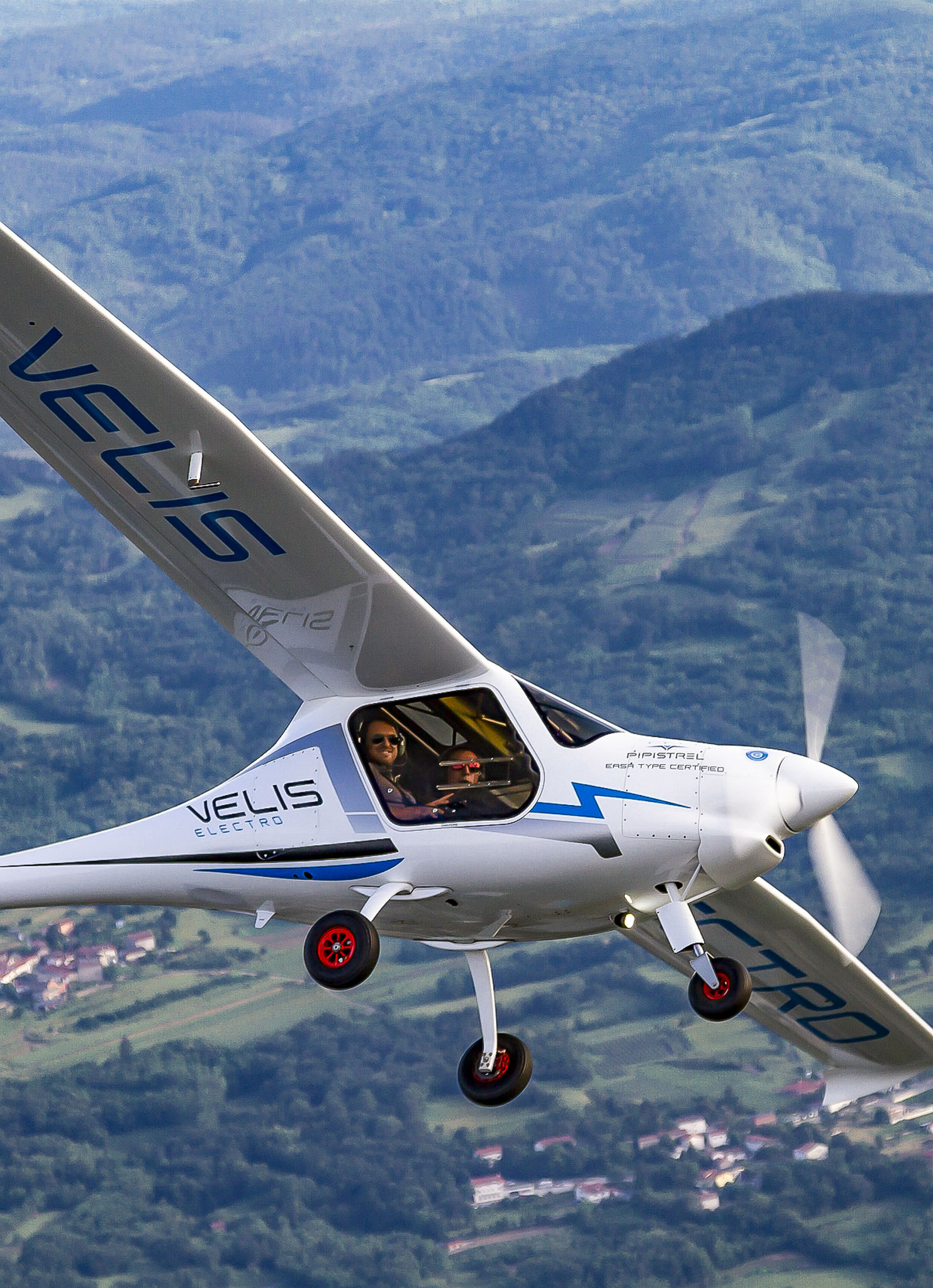 Europerspektywy Szkoła wysokich lotów  - ZDZ w Katowicach inwestuje w przyszłość lotnictwa!