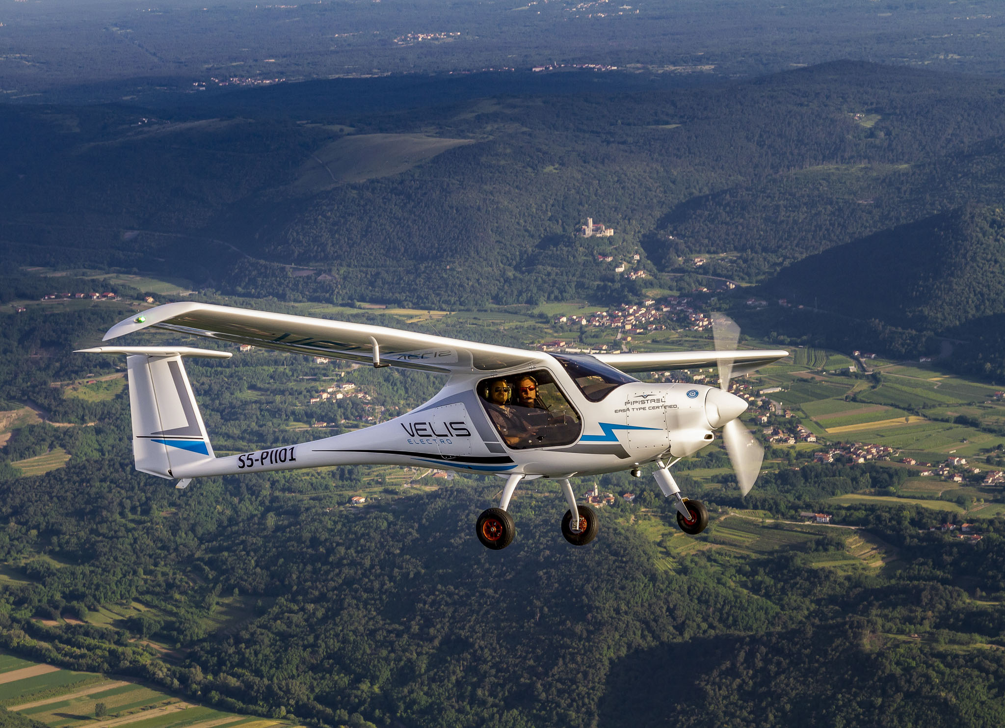 Europerspektywy Szkoła wysokich lotów  - ZDZ w Katowicach inwestuje w przyszłość lotnictwa!