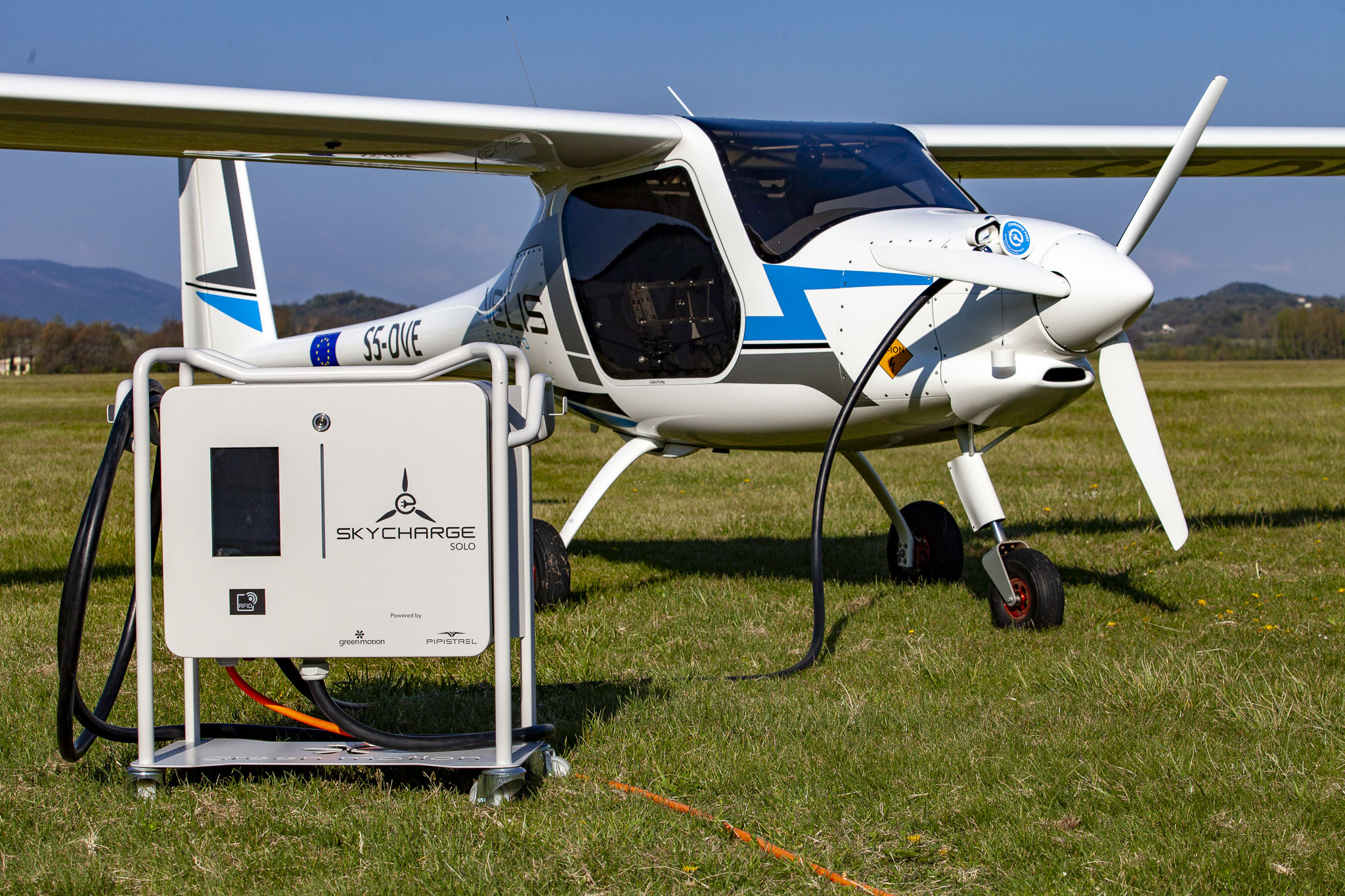 Samolot elektryczny Velis Electro