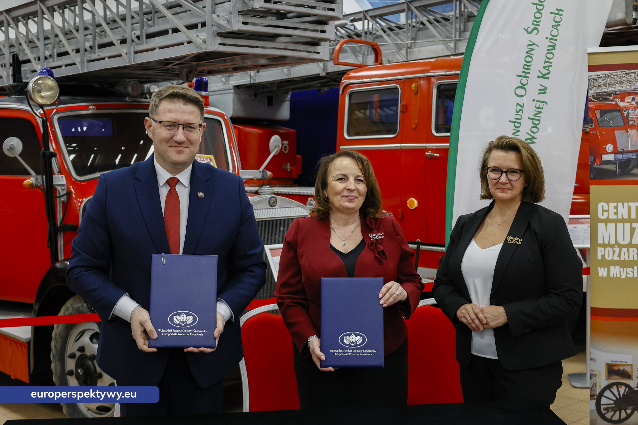 WFOŚiGW umowy OSP-45 Europerspektywy Ekoremiza i WFOŚiGW: kolejne umowy podpisane. Blisko 1,3 mln zł na modernizację remiz