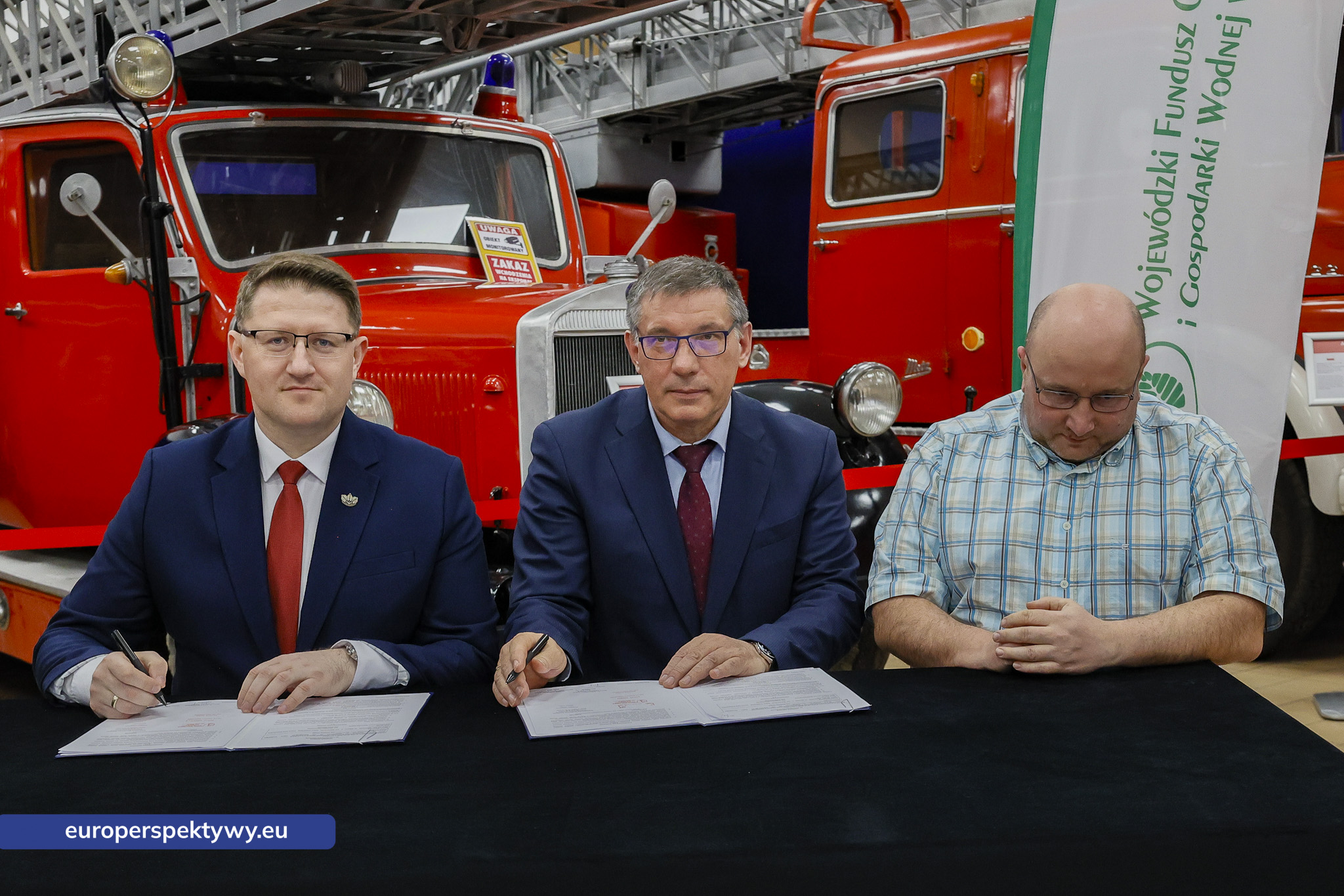 WFOŚiGW umowy OSP-47 Europerspektywy Ekoremiza i WFOŚiGW: kolejne umowy podpisane. Blisko 1,3 mln zł na modernizację remiz